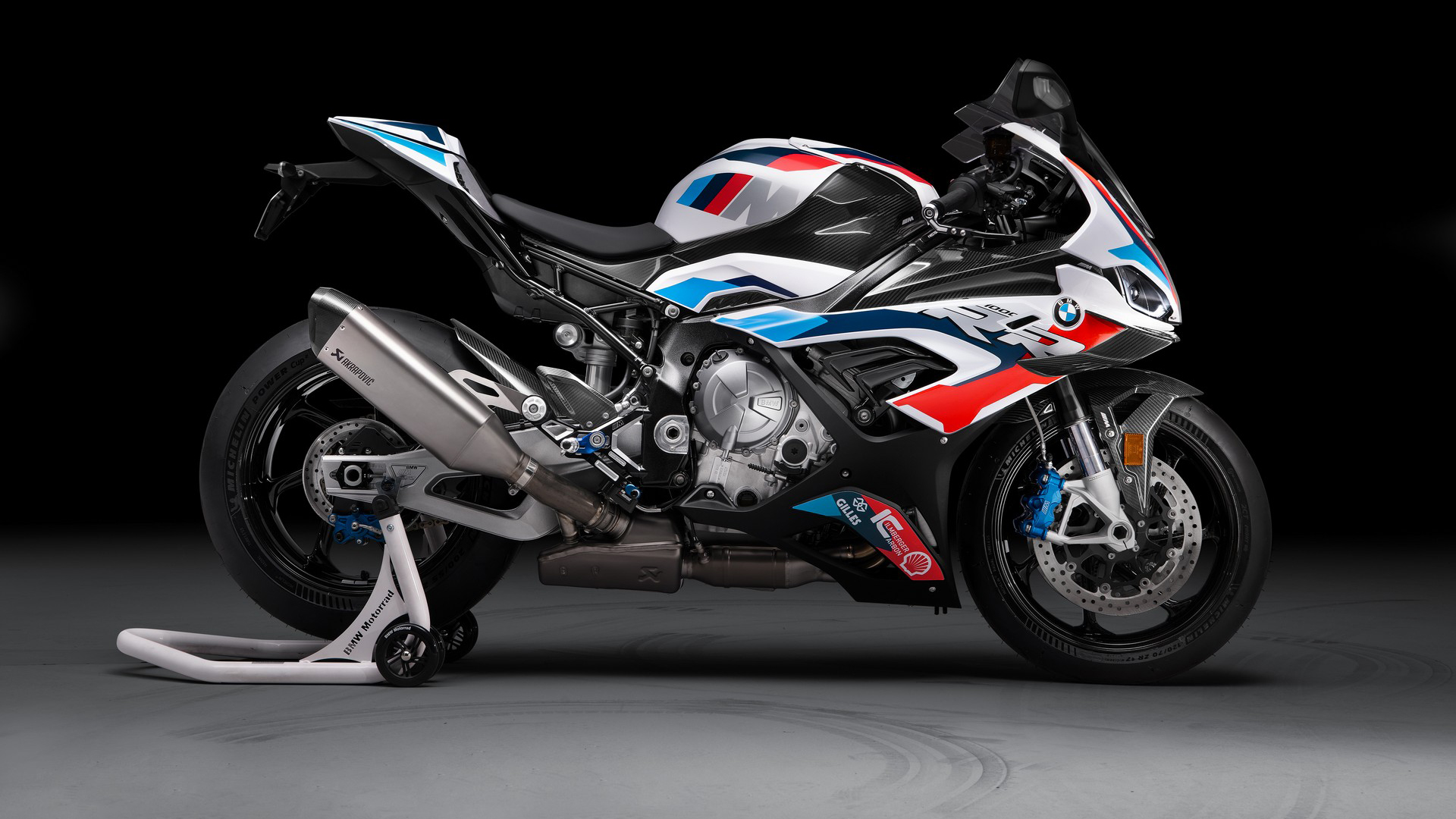 Superbike BMW M 1000 RR ra mắt, phả hơi nóng lên Honda CBR1000RR-R SP