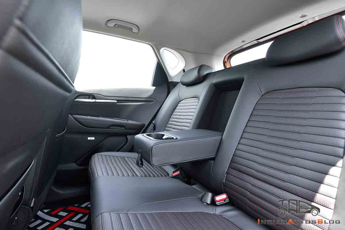 kia-sonet-images-interior-rear-seat-ff11.jpg