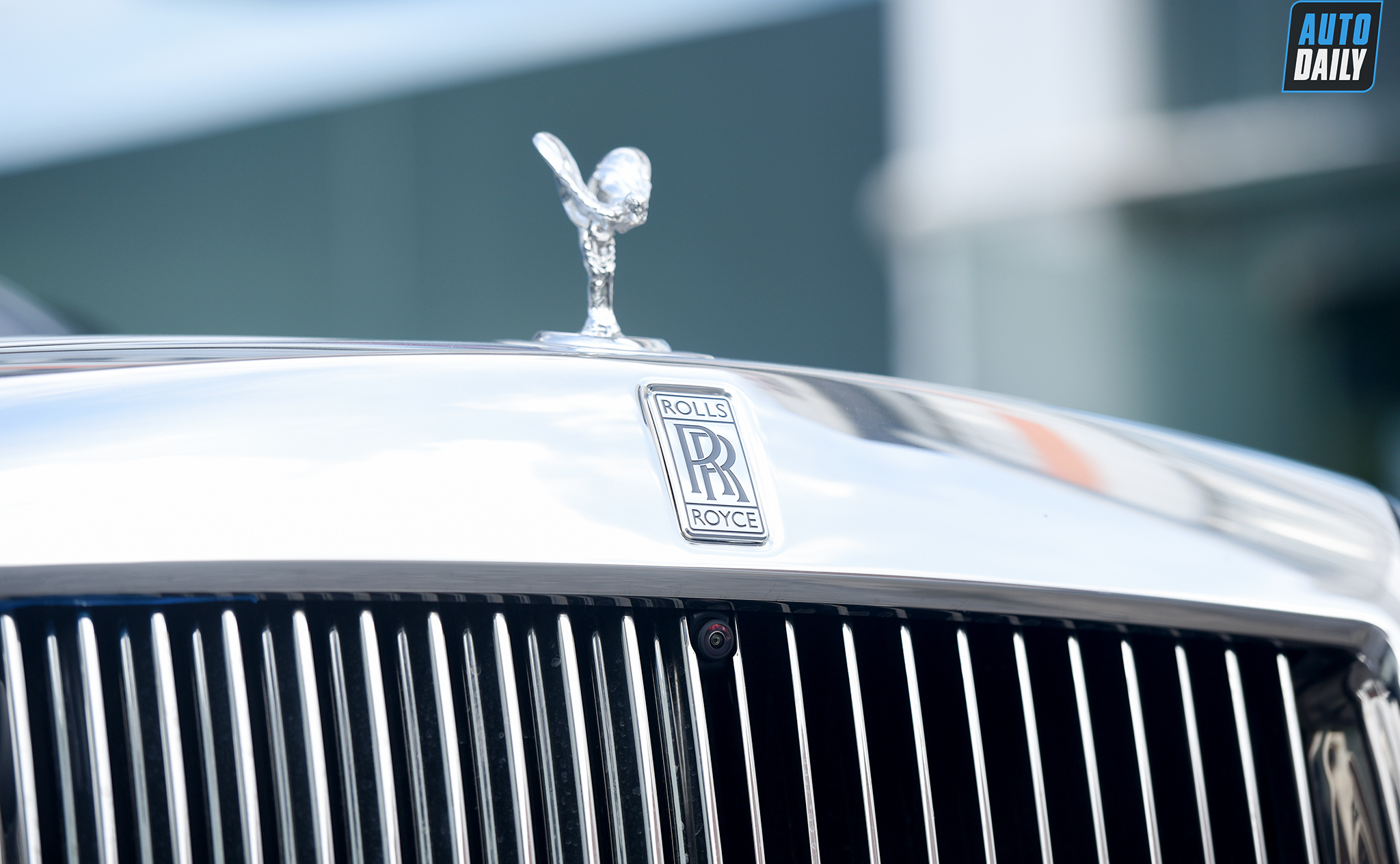 Ảnh chi tiết Rolls-Royce Phantom VIII EWB giá khoảng 70 tỷ tại Việt Nam 18.jpg