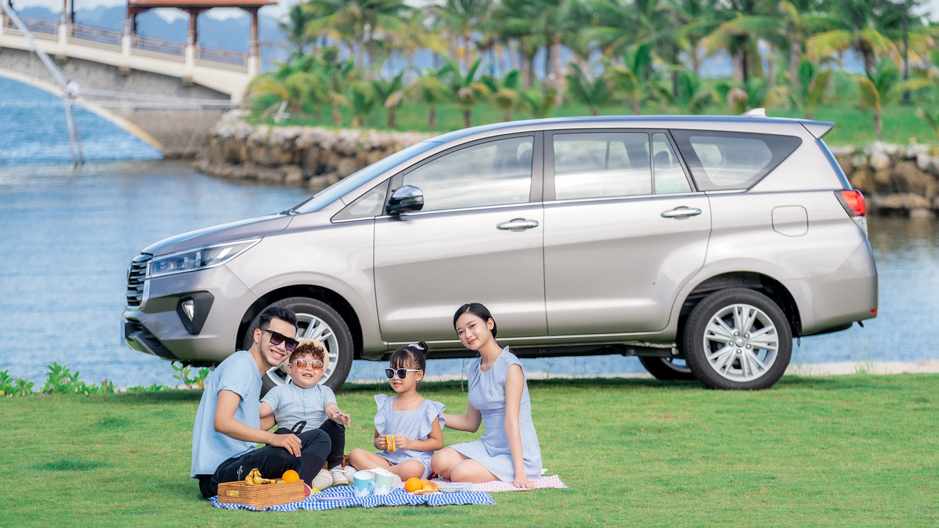 innova-v-02.jpg