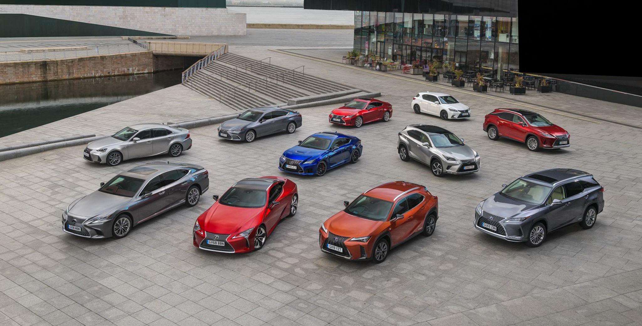 Sau 30 năm, Lexus cán mốc 1 triệu xe bán ra tại châu Âu