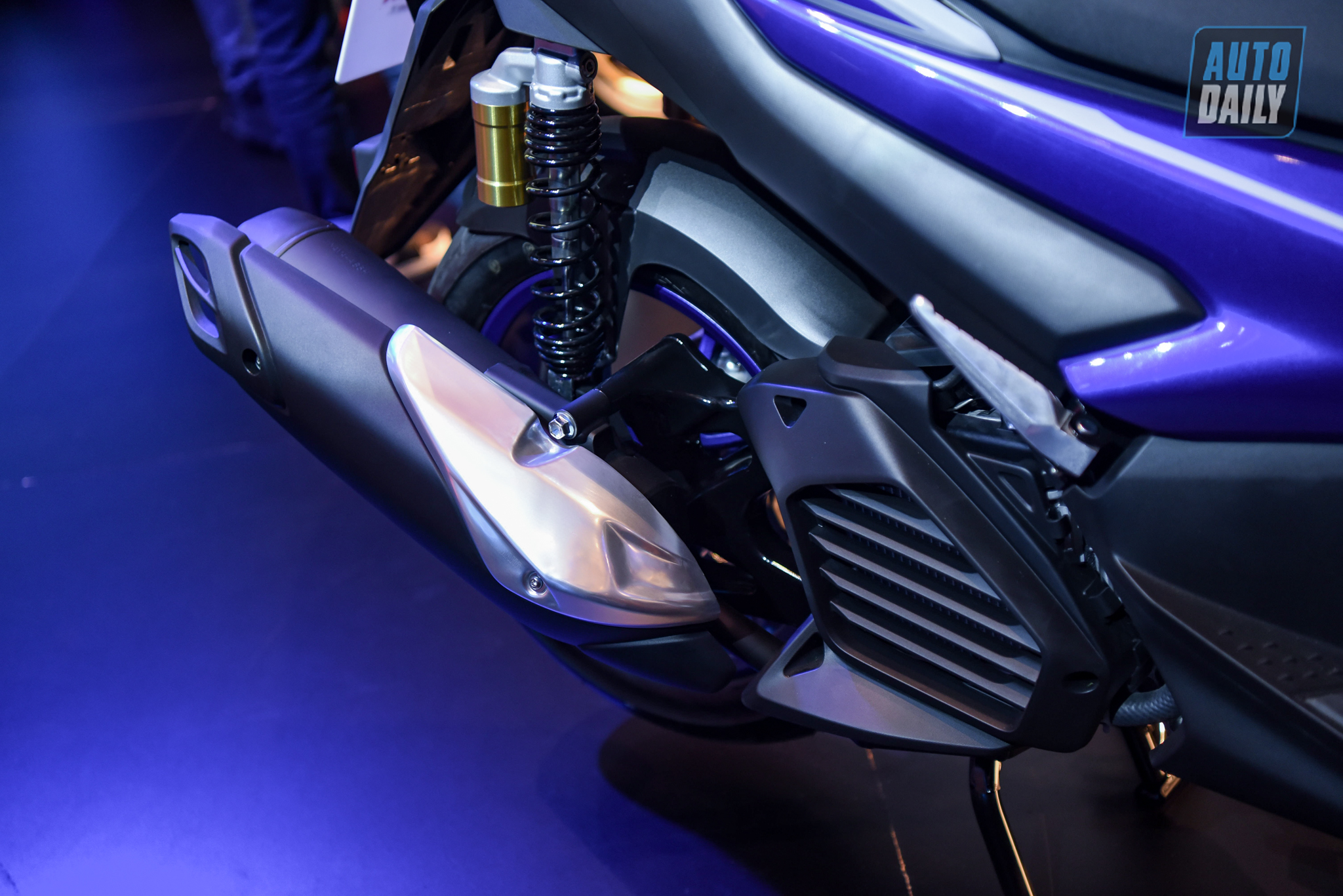 Chi tiết xe tay ga thể thao Yamaha NVX 155 2021 giá từ 53 triệu đồng yamaha-nvx-26.jpg
