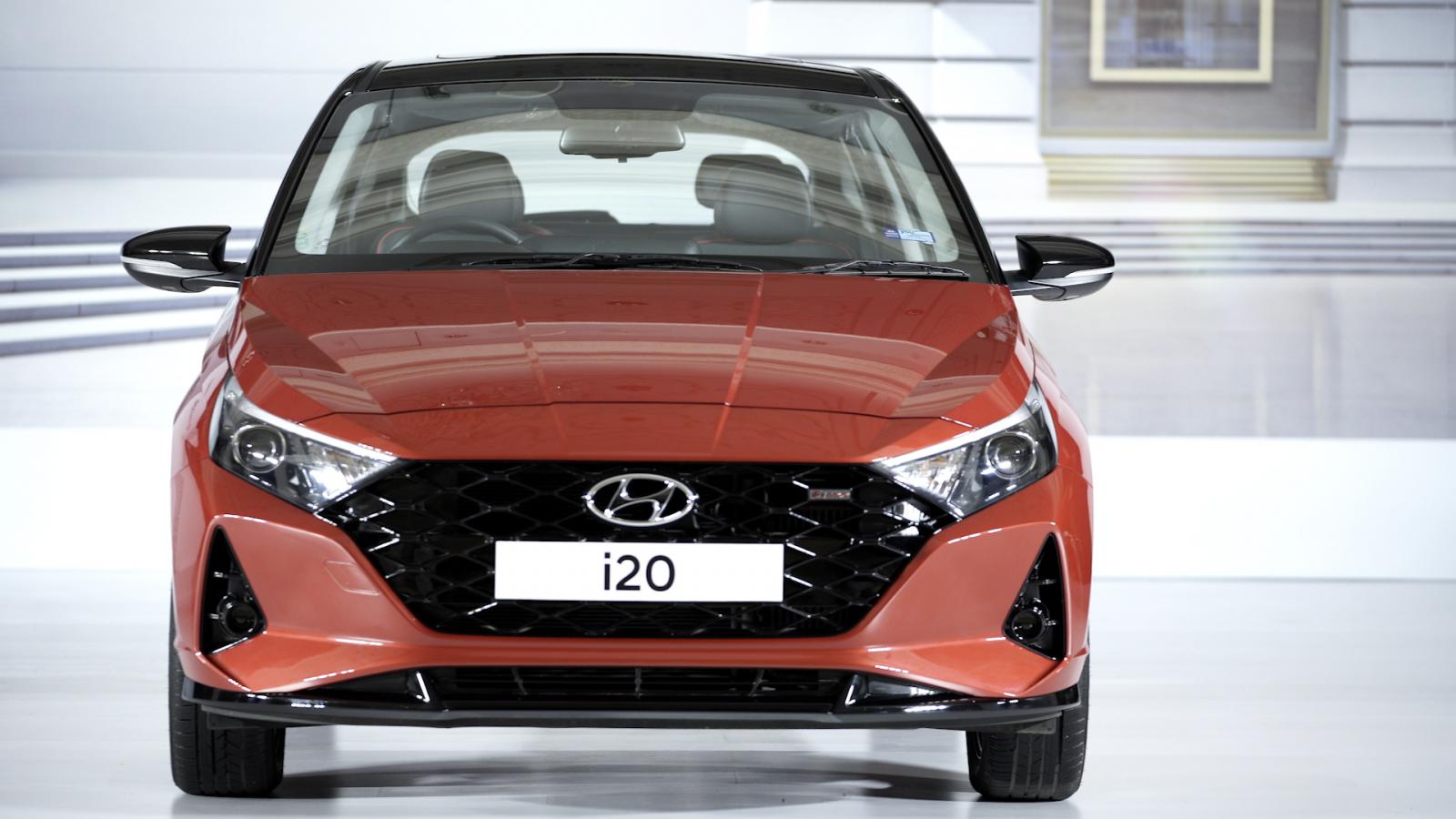 Hyundai i20 2020 lộ diện với thiết kế sắc nét cạnh tranh Toyota Yaris