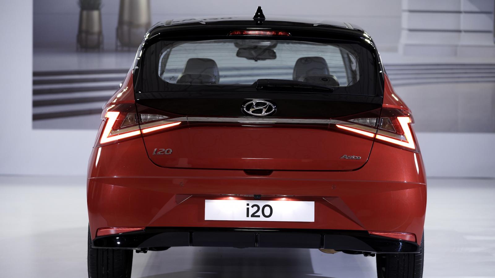 new-hyundai-i20-rear-view-1f94.jpg