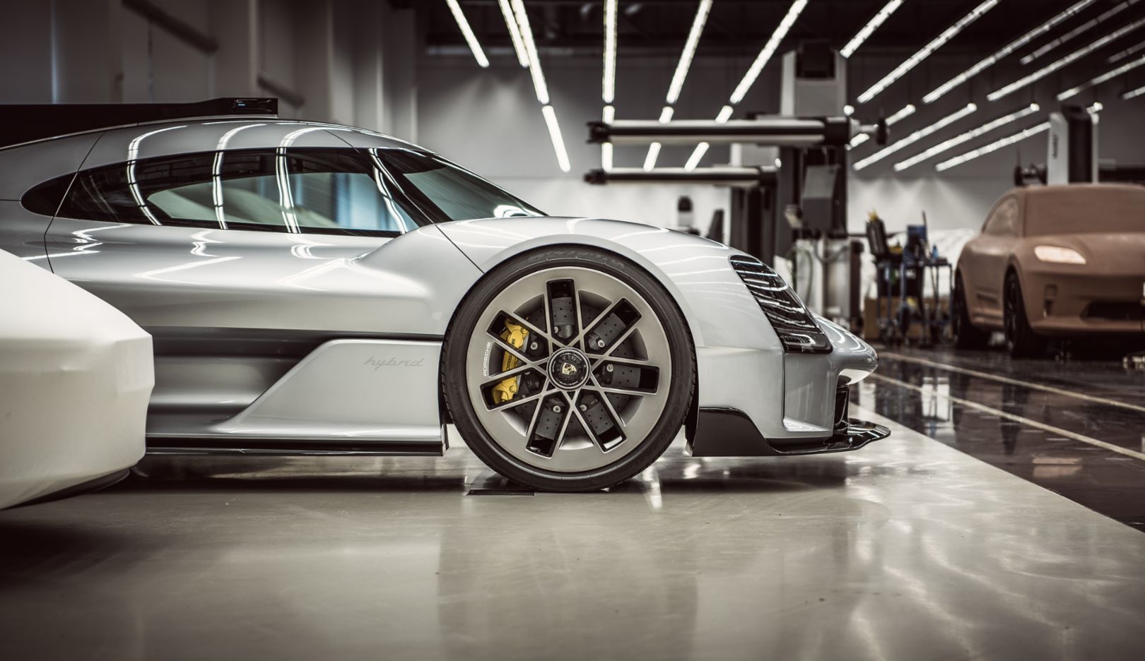 “Porsche Unseen”: Bật mí những dự án bí mật của Porsche porsche-1.jpg
