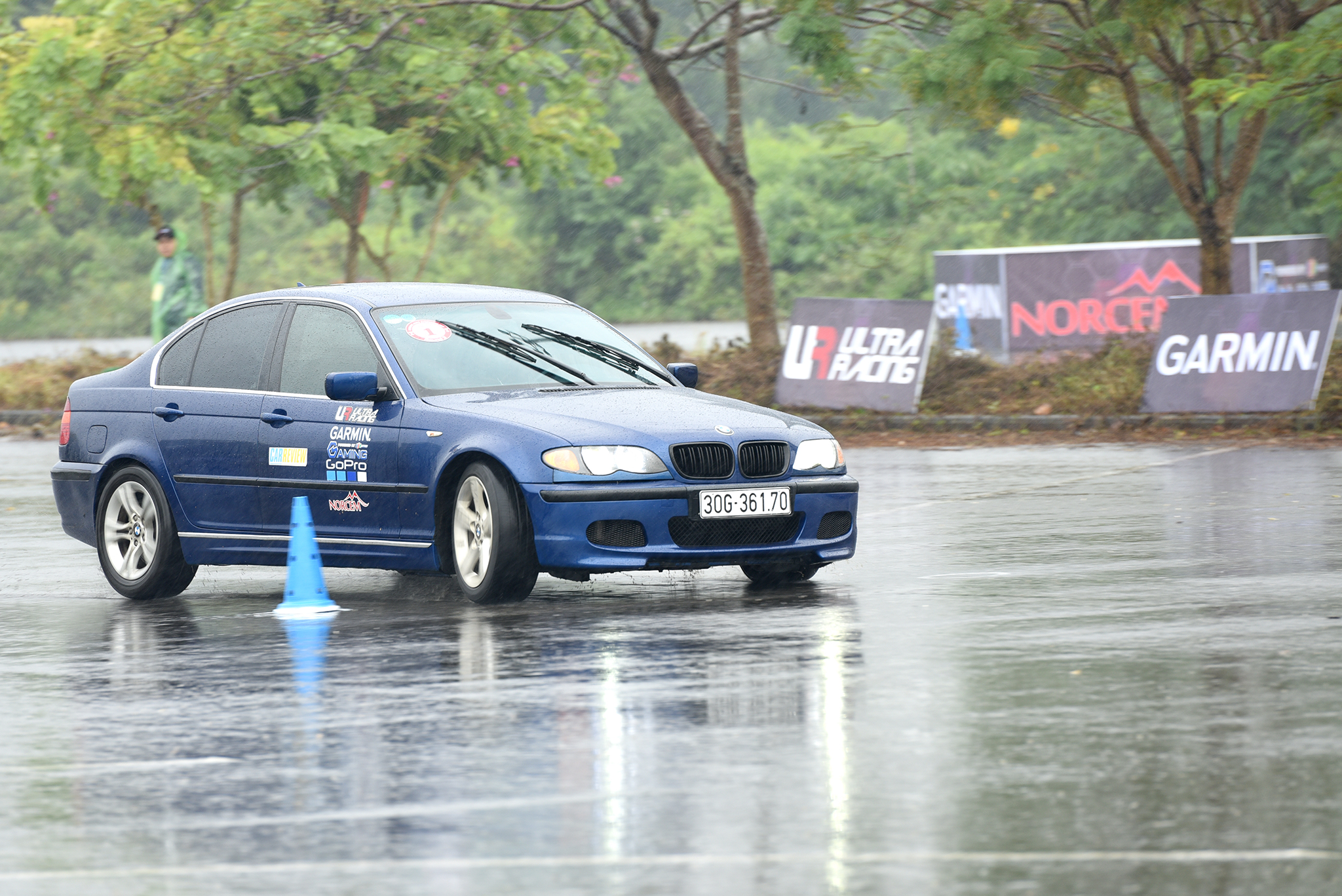 Redline Auto Gymkhana Cup Round 3 – Attractive and dramatic redline-autogymkhana-round3-05.jpg