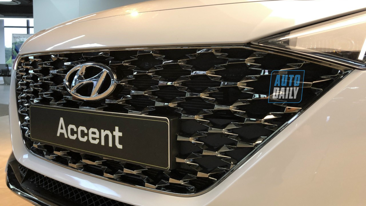Ảnh thực tế Hyundai Accent 2021 tại đại lý hyundai-accent-2020-autodaily-01.jpg