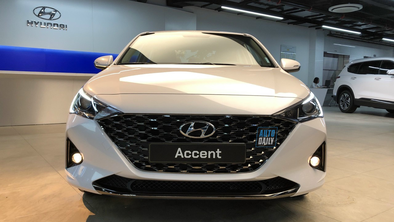 Ảnh thực tế Hyundai Accent 2021 tại đại lý hyundai-accent-2020-autodaily-02.jpg