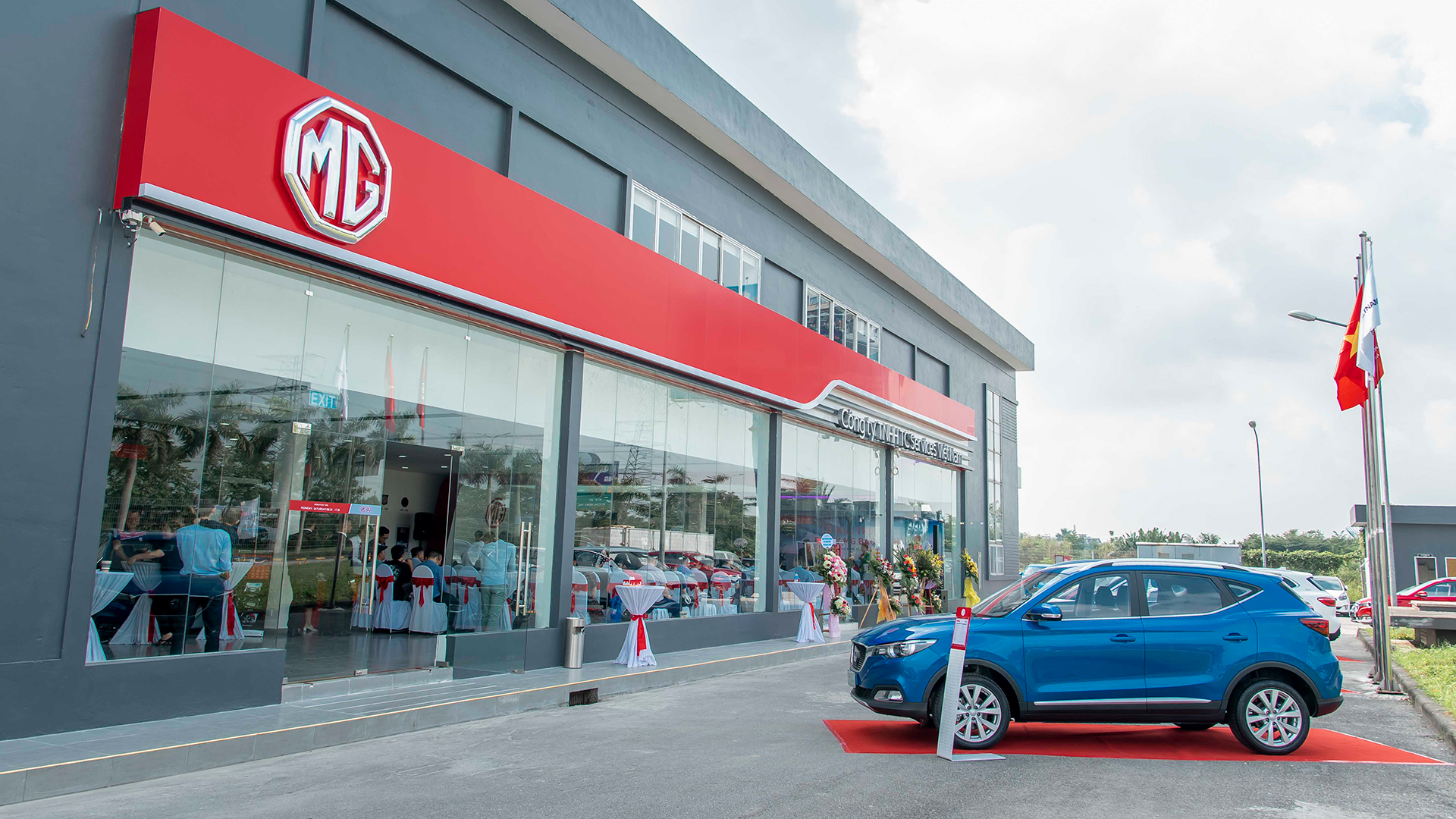 khai-truong-showroom-mg-bac-ninh-3.jpg