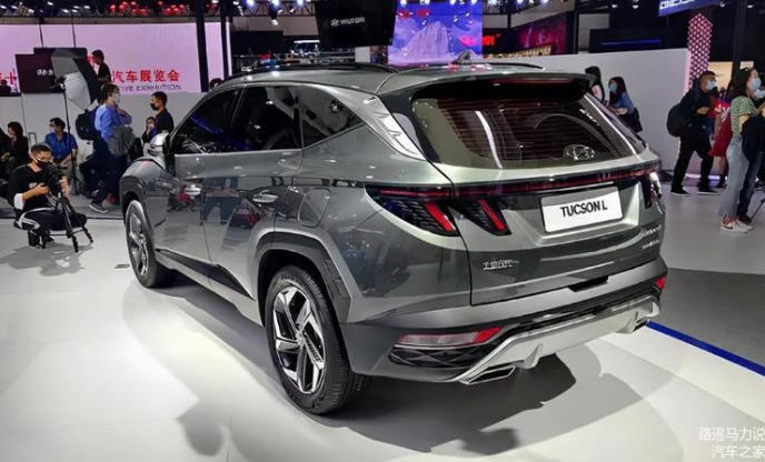 Cận cảnh Hyundai Tucson 2022 bản Trung Quốc với màn hình ‘siêu khủng’ hyundai-tucson-1.png