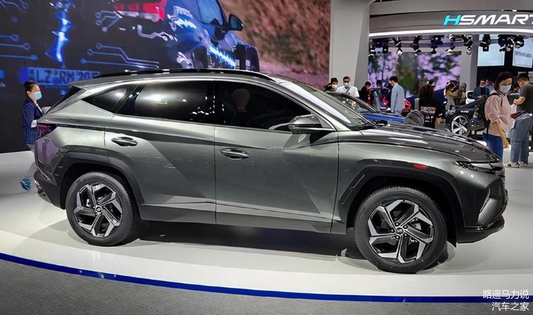 Cận cảnh Hyundai Tucson 2022 bản Trung Quốc với màn hình ‘siêu khủng’ hyundai-tucson-l-china-7.jpeg