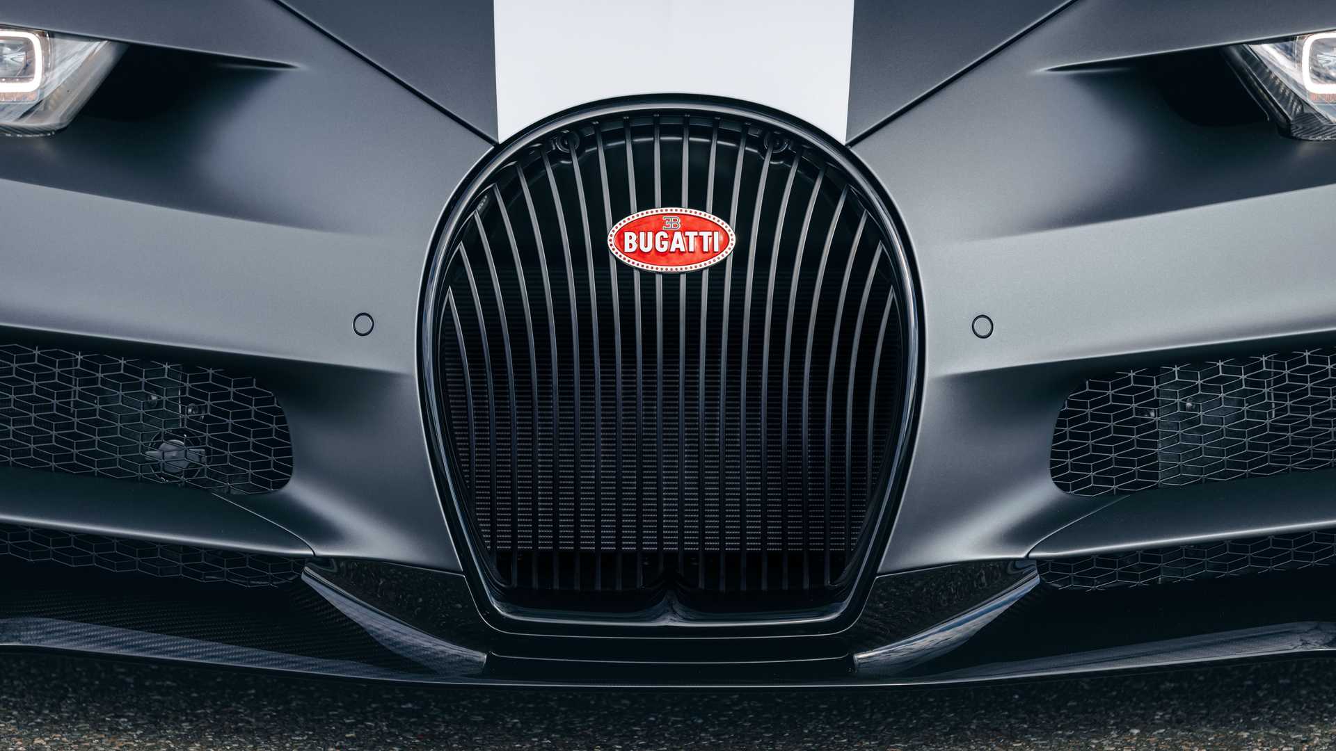 bugatti-chiron-sport-les-legendes-du-ciel-grille.jpg