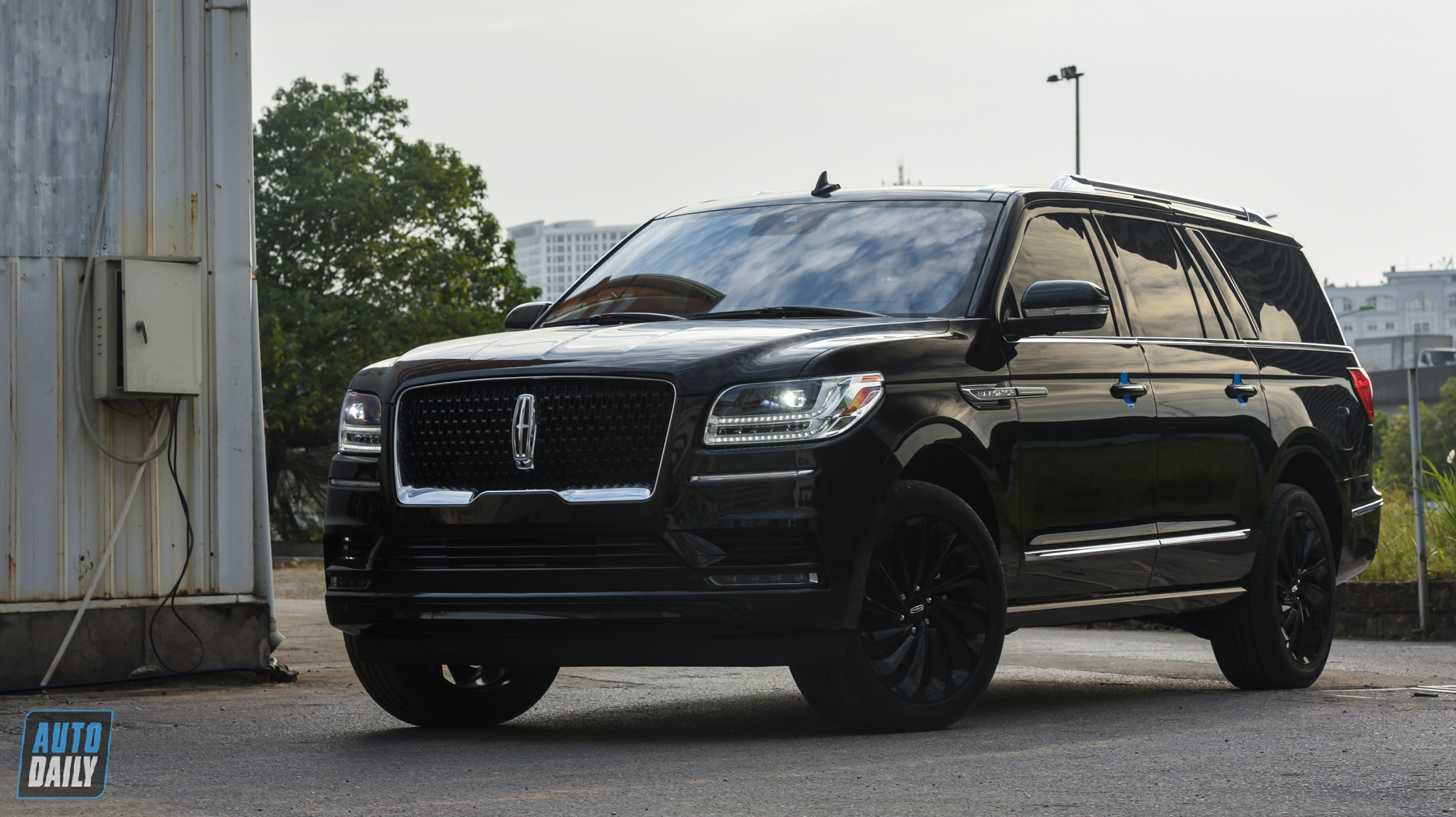 'Khủng long Mỹ' Lincoln Navigator L Black Label 2020 giá ngang LX570 tại Việt Nam dsc-9189.jpg