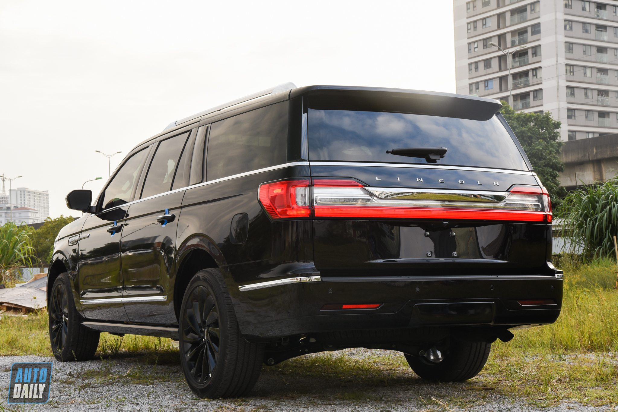 'Khủng long Mỹ' Lincoln Navigator L Black Label 2020 giá ngang LX570 tại Việt Nam dsc-9284.jpg