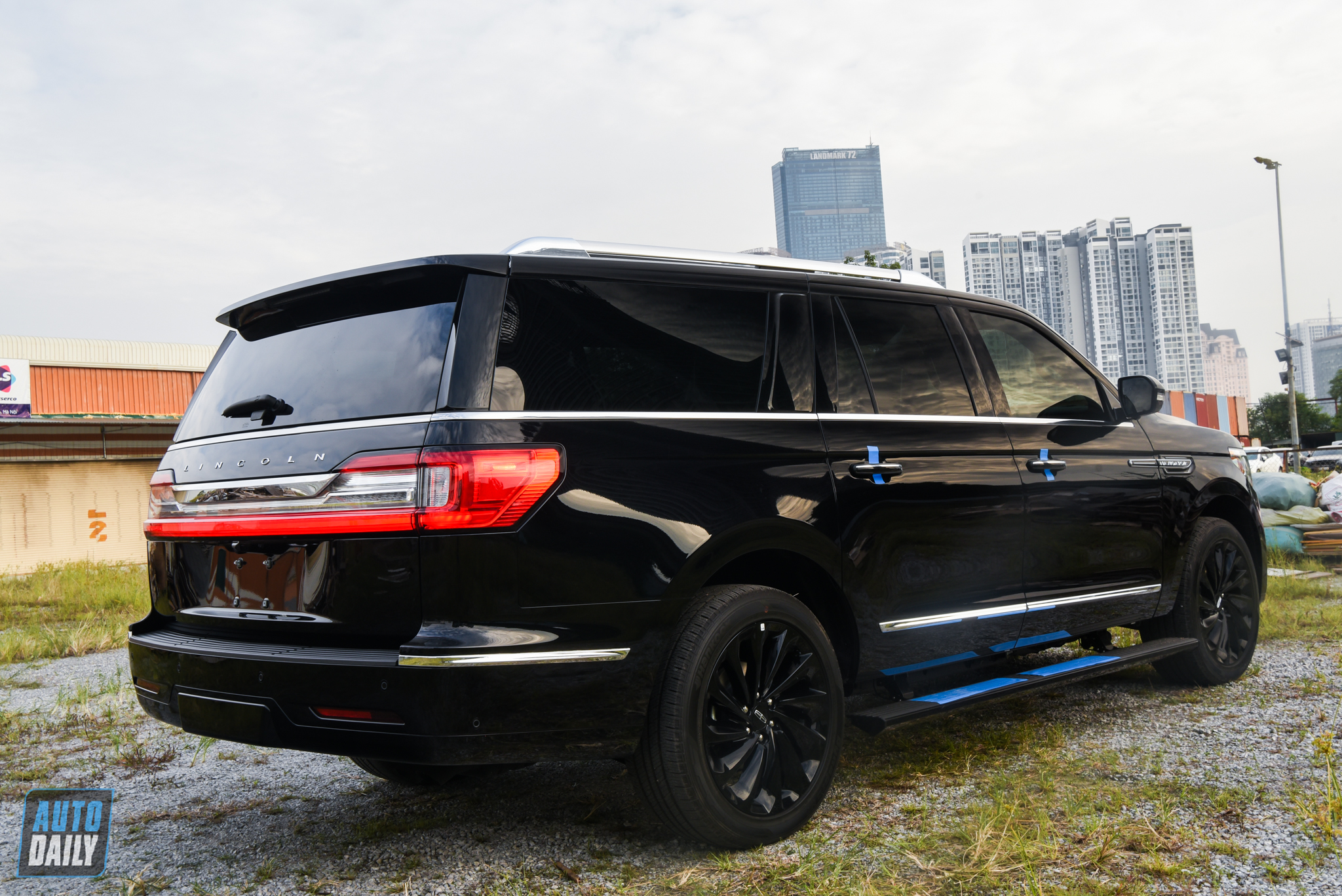 'Khủng long Mỹ' Lincoln Navigator L Black Label 2020 giá ngang LX570 tại Việt Nam dsc-9290.jpg