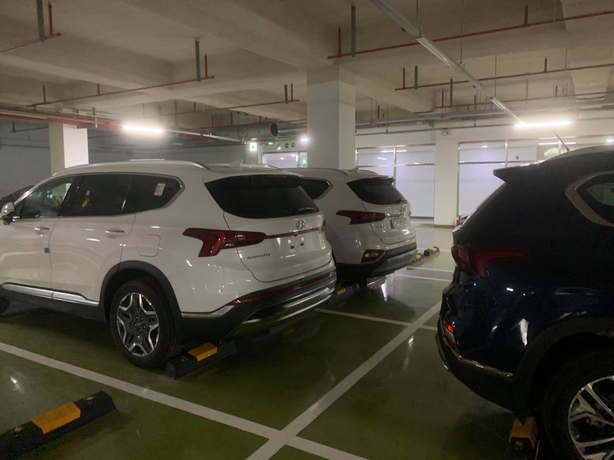 Hyundai Santa Fe 2021 bất ngờ về Việt Nam hyundai-santa-fe-2021-3.jpg