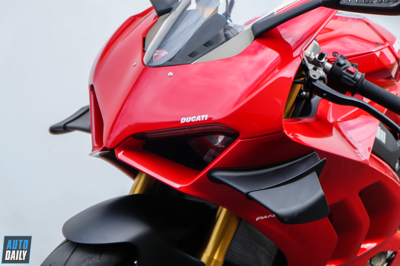 Ducati-Panigale-V4S-2020%20%283%29.JPG