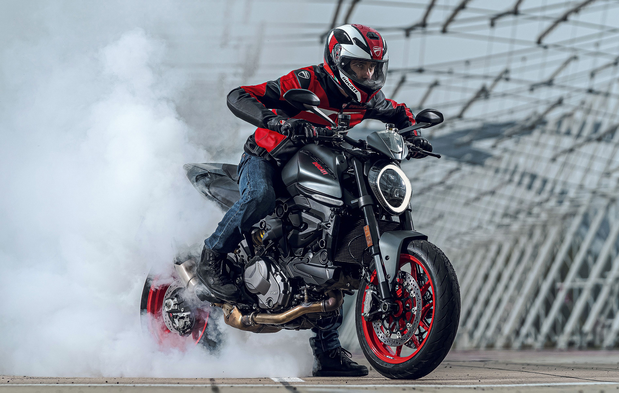 Ducati Monster 2021 ra mắt, động cơ mạnh 111 mã lực 3.jpg