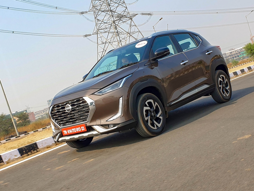 SUV cỡ nhỏ Nissan Magnite giá rẻ bất ngờ, chỉ từ 155 triệu đồng tại Ấn Độ all-new-nissan-magnite-first-review-action-side-8c92.jpg