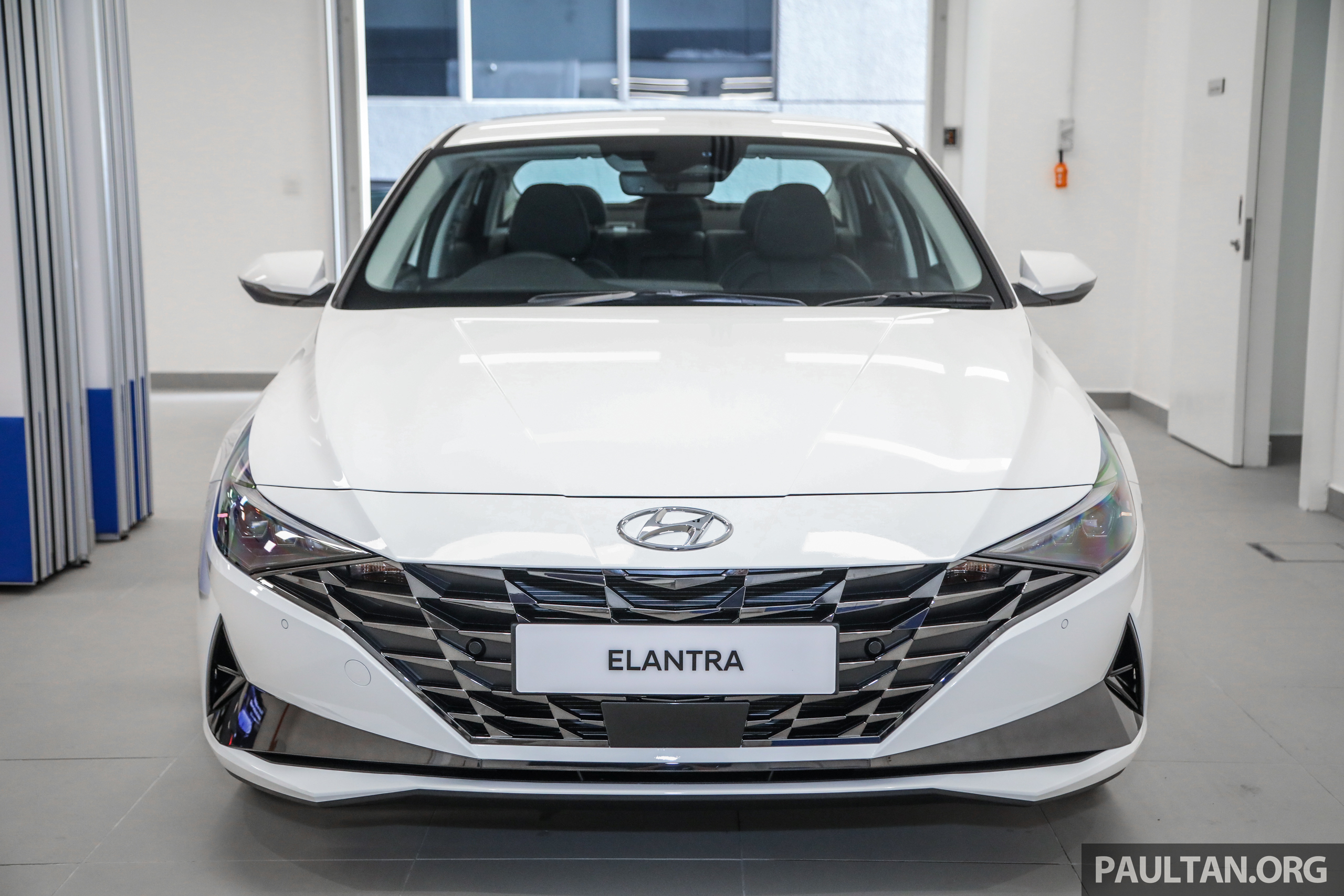 Cận cảnh Hyundai Elantra 2021 sắp ra mắt tại Malaysia, chờ ngày về Việt Nam hyundai-elantra-cn7-malaysia-ext-33.jpg