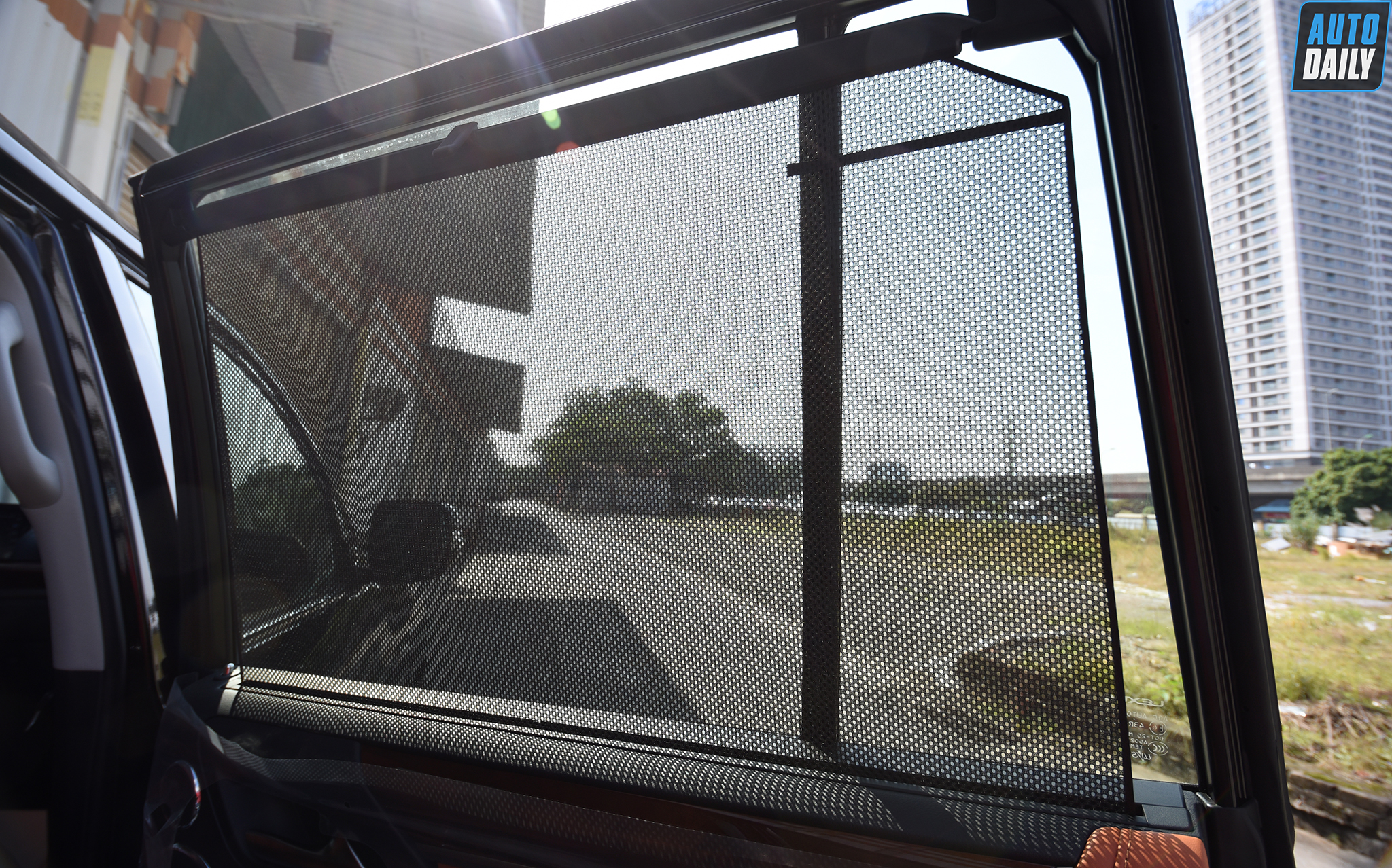 Ảnh chi tiết Lexus LX570 Super Sport 2021 giá hơn 9 tỷ tại Việt Nam 15.jpg