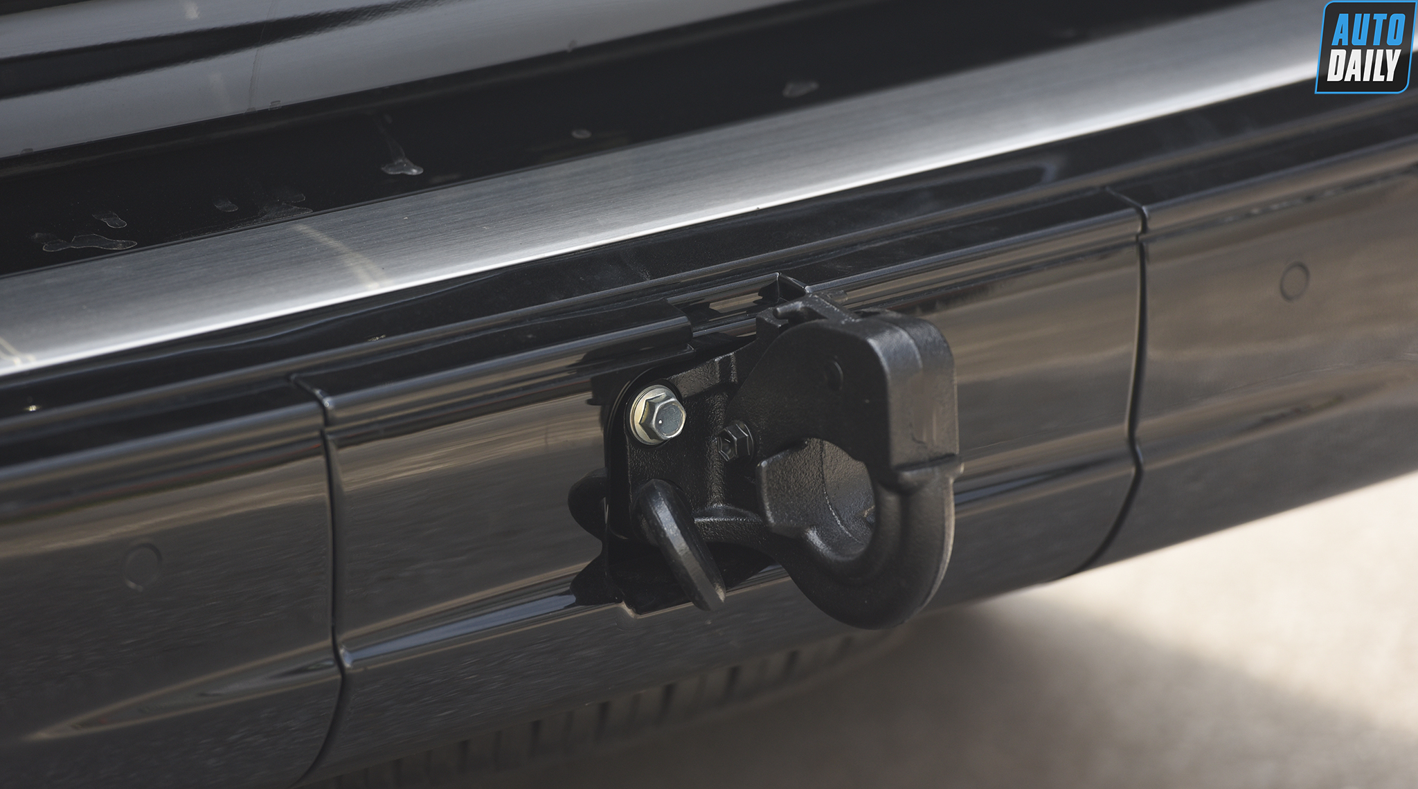 Ảnh chi tiết Lexus LX570 Super Sport 2021 giá hơn 9 tỷ tại Việt Nam 5.jpg