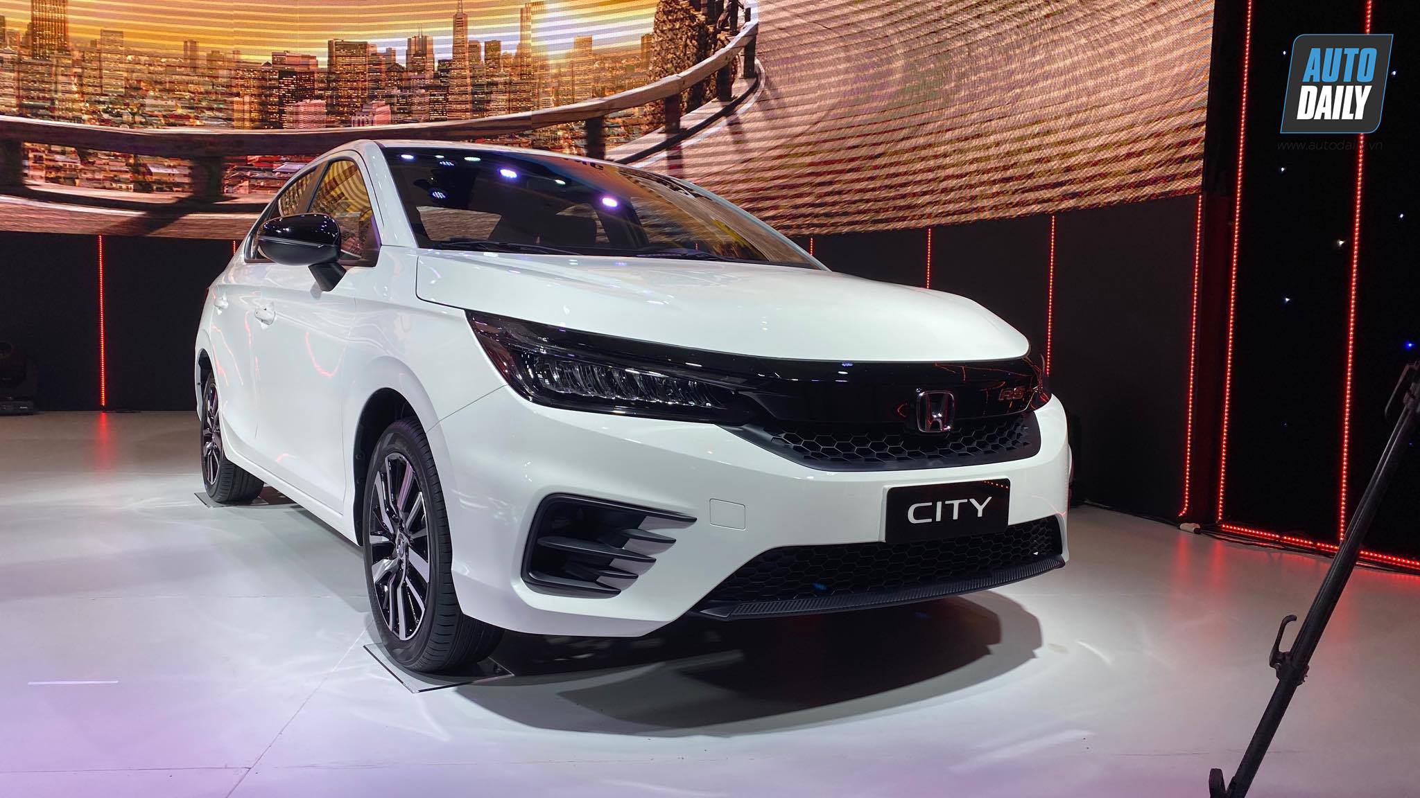 Top 5 mẫu sedan khách Việt mua nhiều nhất nửa đầu năm 2021 Honda City 2021 ra mắt tại Việt Nam, giá từ 529 triệu đồng honda-city-3-1.jpg