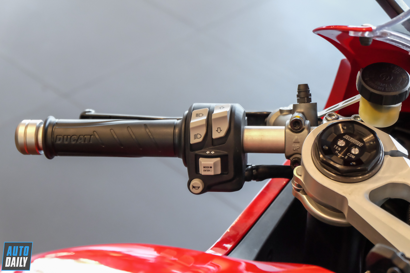 Ducati%20Panigale%20V2%202020%20(18).JPG