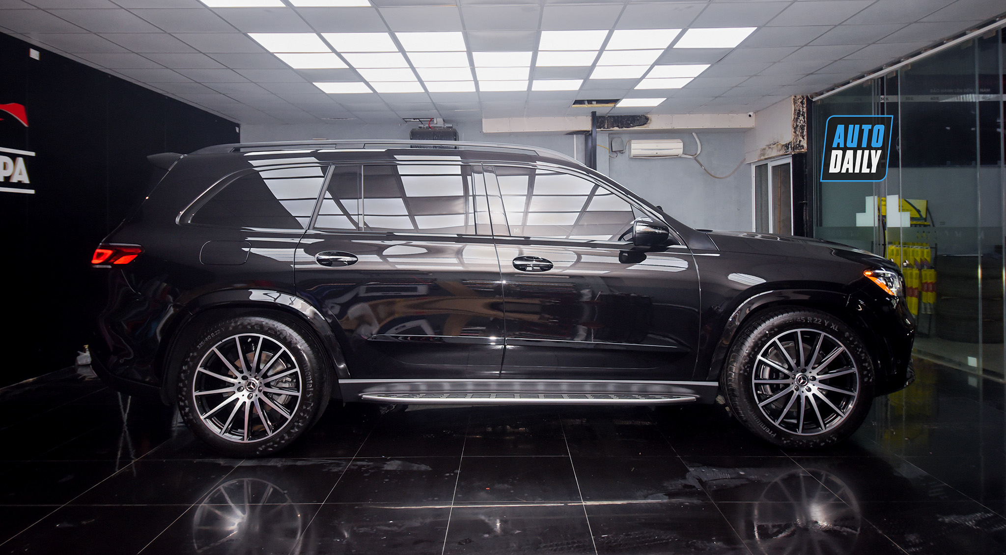 Ảnh chi tiết Mercedes-Benz GLS 580 2020 giá hơn 9 tỷ tại Việt Nam 16.jpg