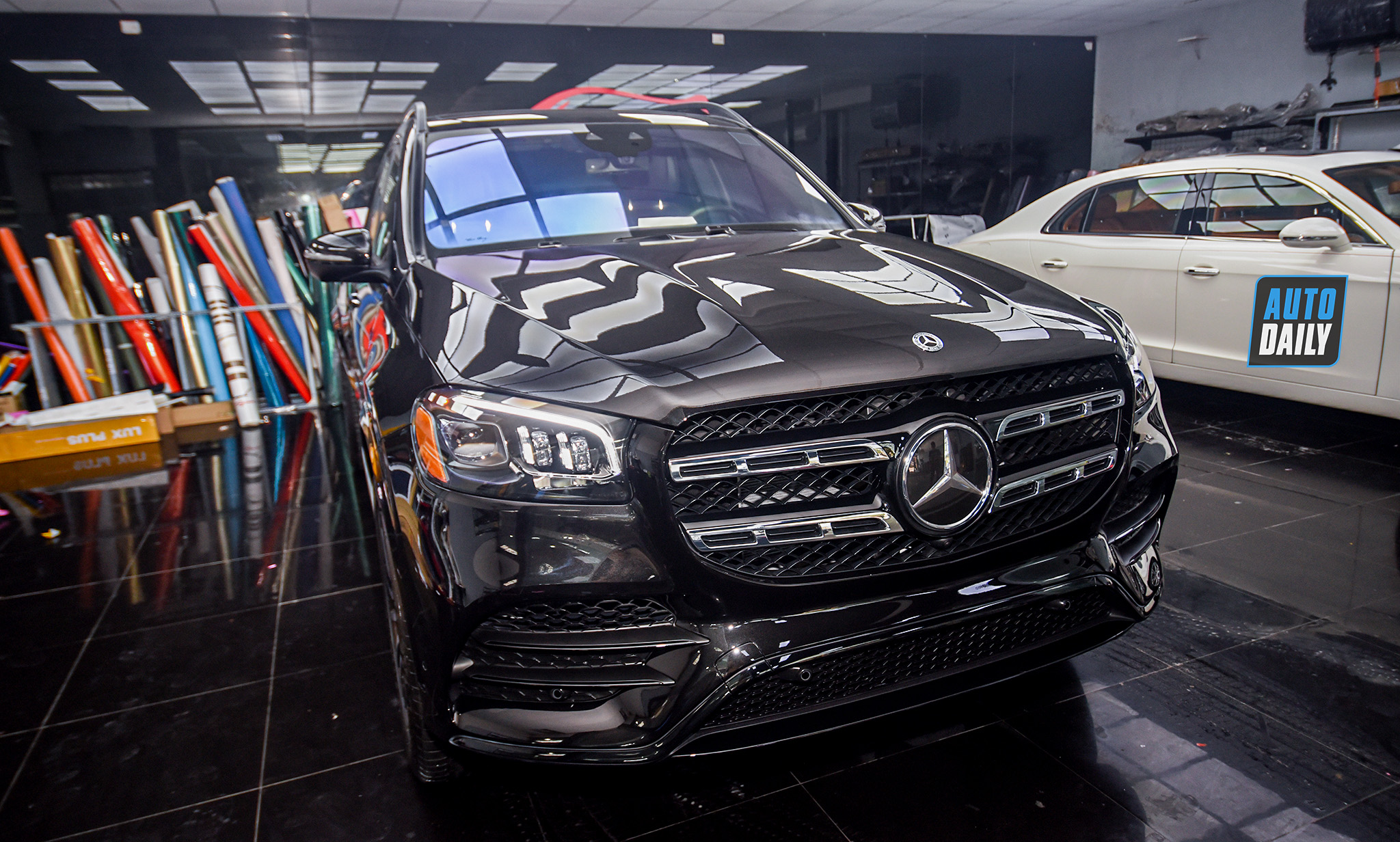 Ảnh chi tiết Mercedes-Benz GLS 580 2020 giá hơn 9 tỷ tại Việt Nam 2.jpg