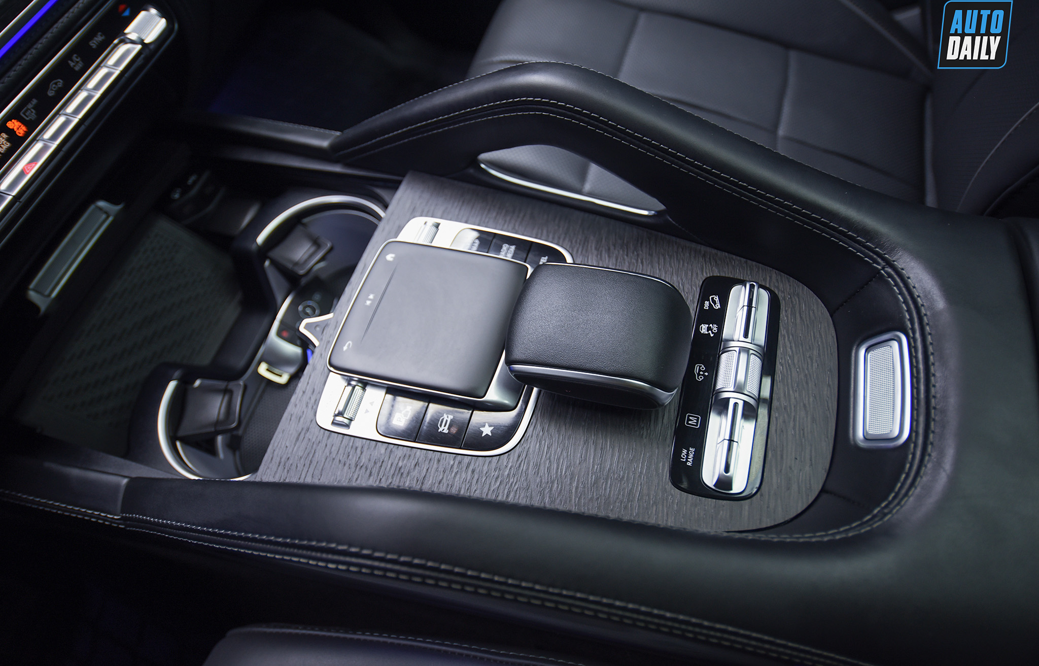 Ảnh chi tiết Mercedes-Benz GLS 580 2020 giá hơn 9 tỷ tại Việt Nam 25.jpg