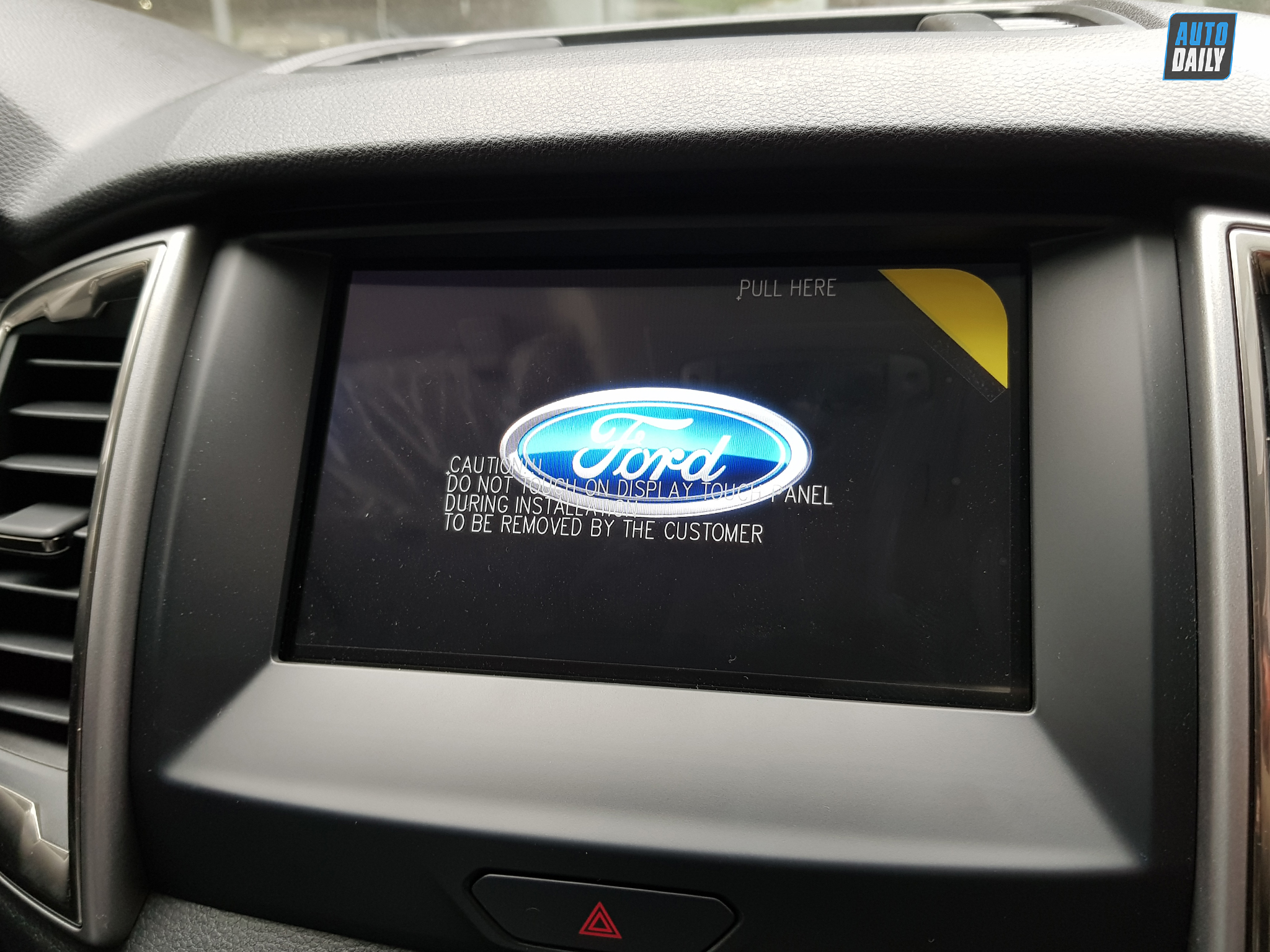 Ford Ranger 2021 về đại lý, giá từ 616 triệu đồng ford-ranger-12.jpg