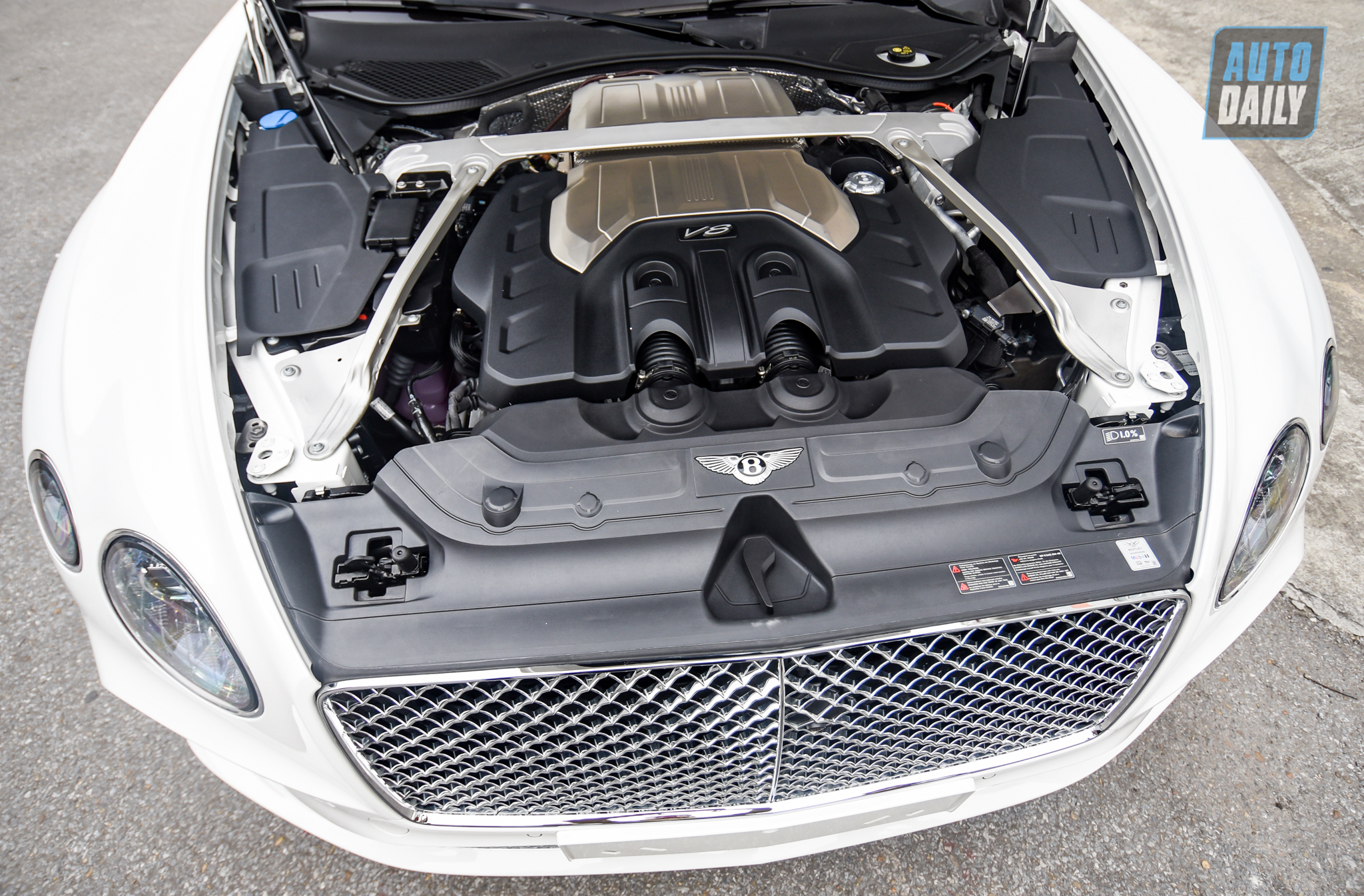 Tất tần tật về Bentley Continental GT V8 2020 thứ 2 tại Việt Nam dsc-4853.jpg