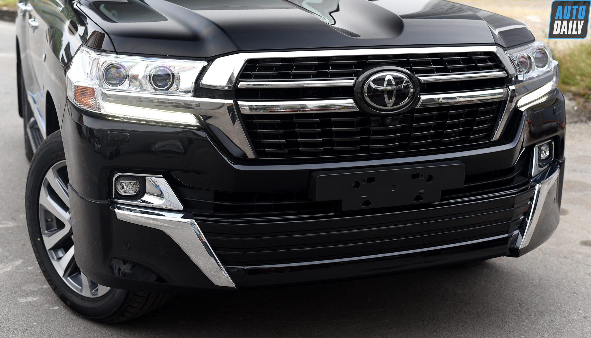 Ảnh chi tiết Toyota Land Cruiser VXS V8 5.7L 2021 tại Việt Nam dsc-2167-copy.jpg