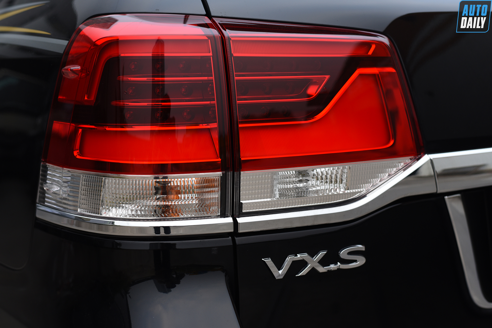 Ảnh chi tiết Toyota Land Cruiser VXS V8 5.7L 2021 tại Việt Nam dsc-2204-copy.jpg