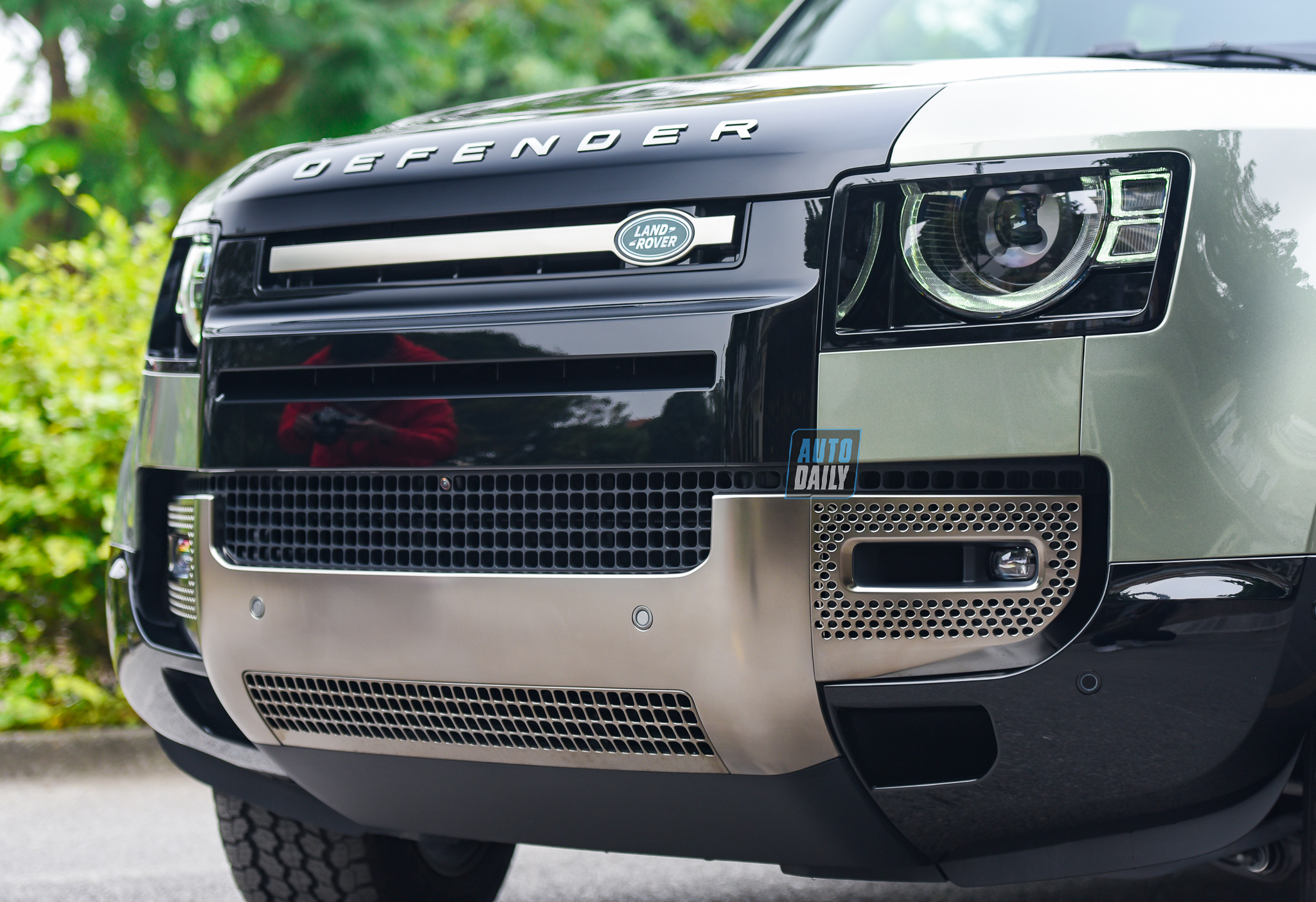 Ảnh chi tiết Land Rover Defender 110 X giá từ 6,31 tỷ tại Việt Nam 45.jpg