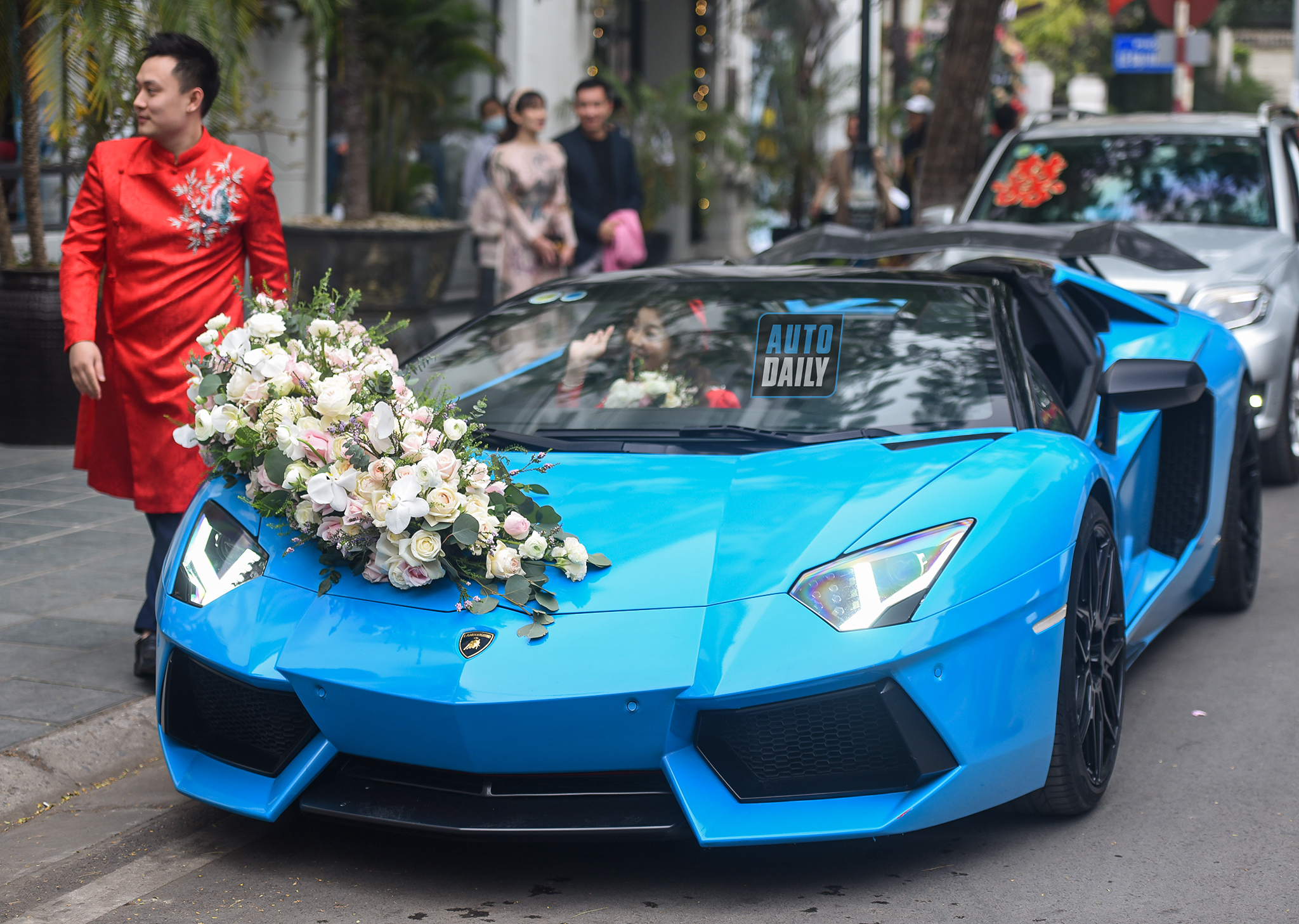 Siêu xe Lamborghini Aventador mui trần làm xe hoa tại Hải Phòng 29.jpg