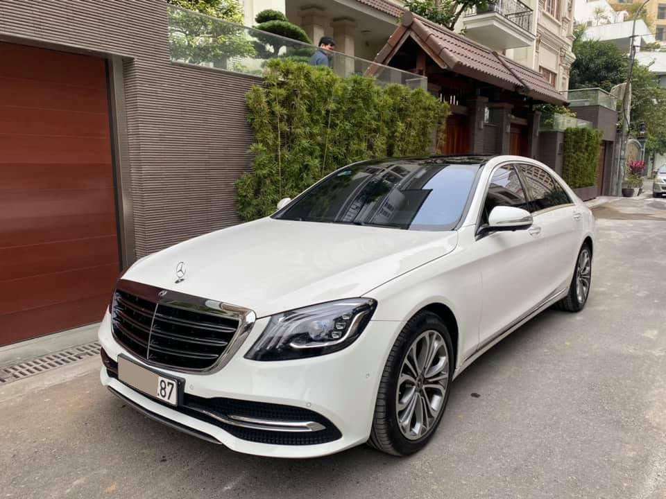 Ca sĩ Tuấn Hưng, MC Trấn Thành đồng loạt bán Mercedes-Benz S450 L 134737640-1725759590937305-8661691677534111174-n.jpg