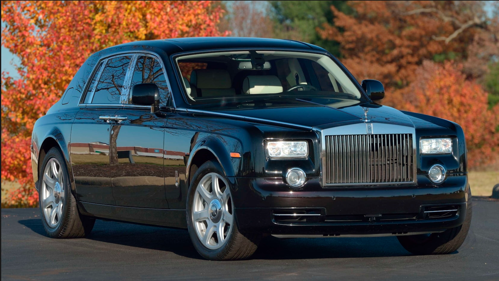 Rolls-Royce Phantom từng của Donald Trump sắp được bán đấu giá