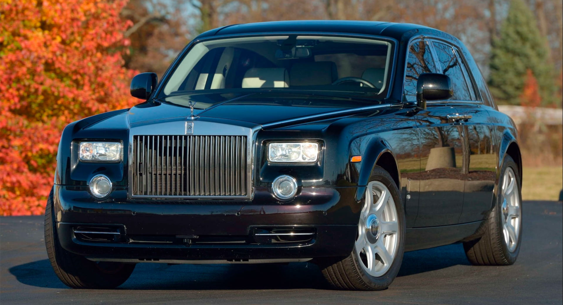 Rolls-Royce Phantom từng của Donald Trump sắp được bán đấu giá rolls-royce-phantom-1.jpg