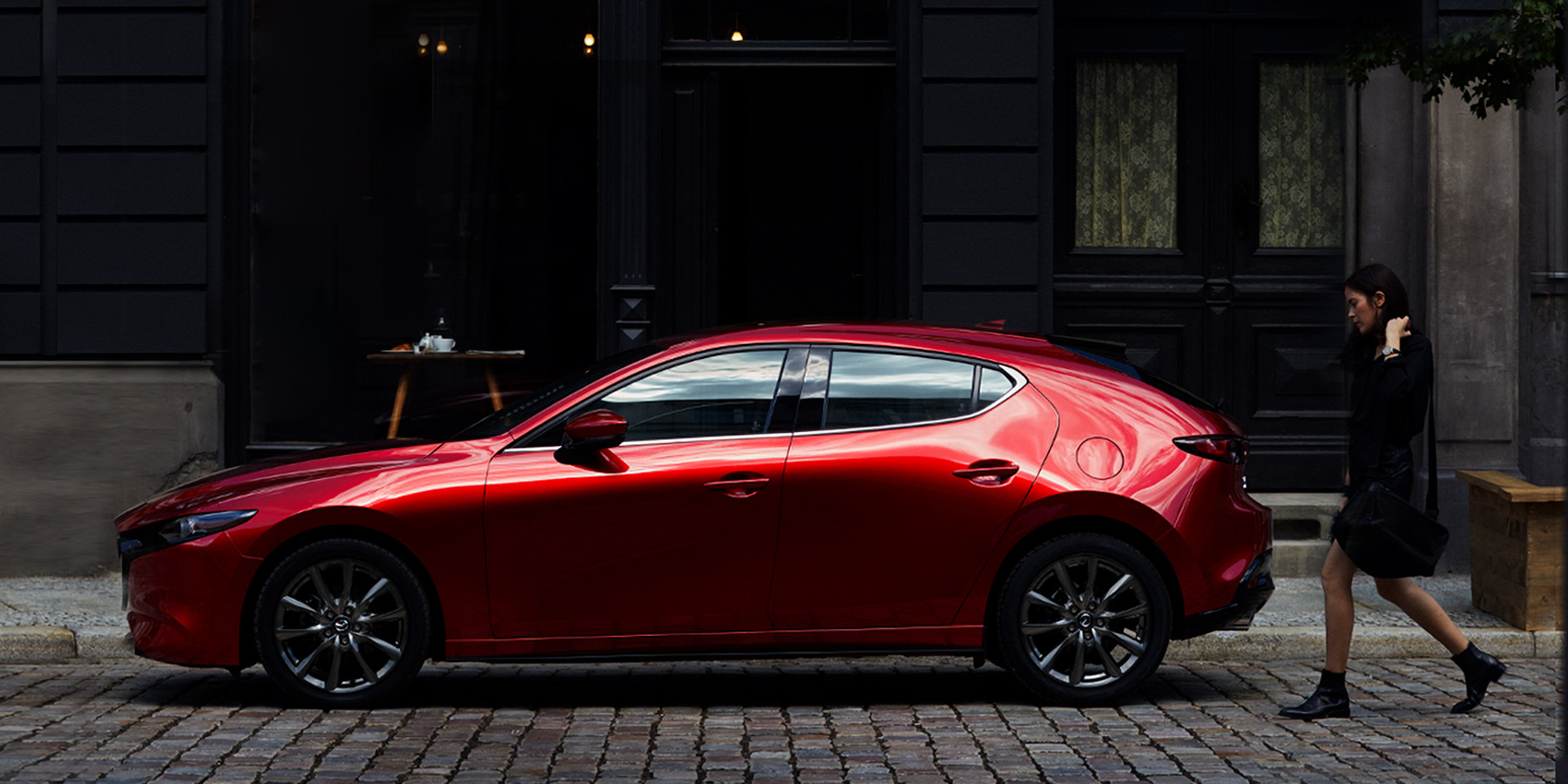 Cùng Mazda đón Tết về nhà với loạt ưu đãi hấp dẫn all-new-mazda3-sport.jpg