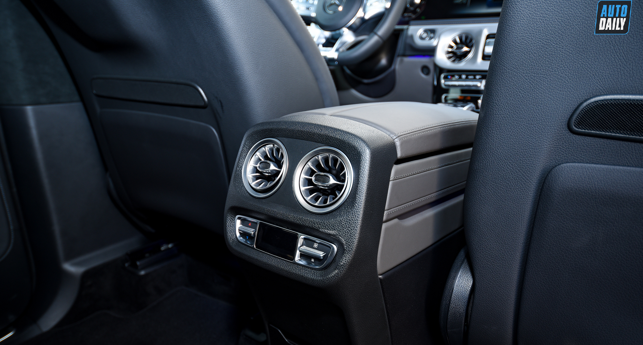 Ảnh chi tiết Mercedes-AMG G63 Stronger Than Time giá 12 tỷ đồng 14.jpg