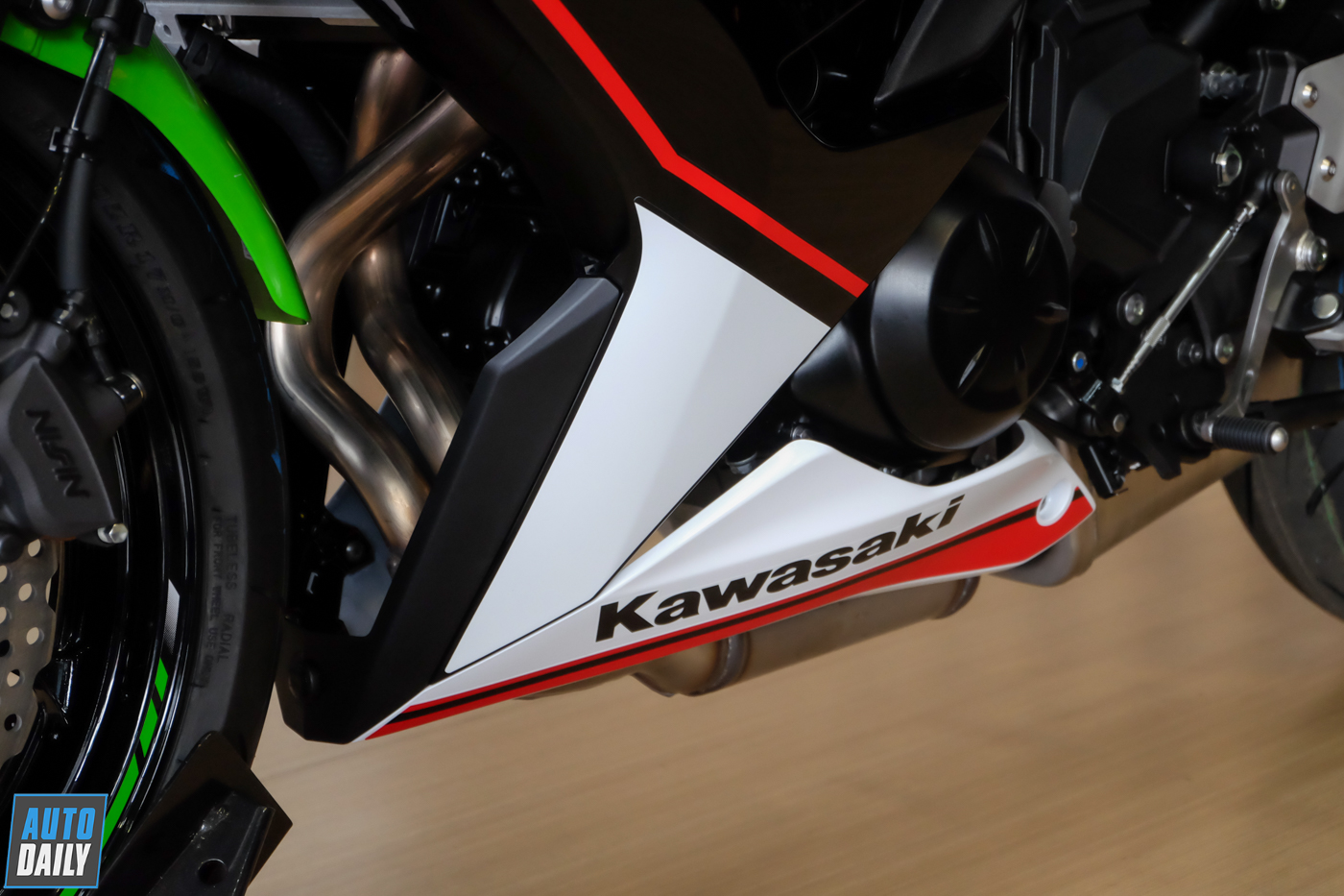 Kawasaki-Ninja-650-ABS-KRT-2021%20(19).JPG