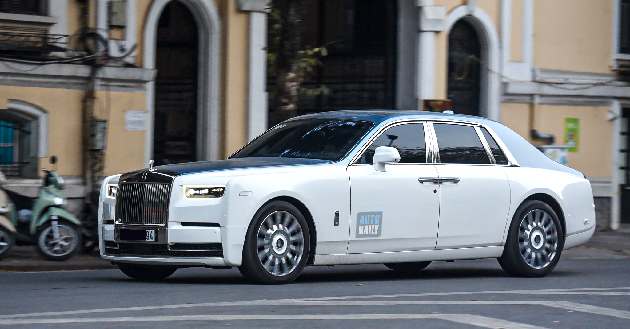 RollsRoyce Koa Phantom  xe siêu sang dùng gỗ mềm như nhung  VnExpress