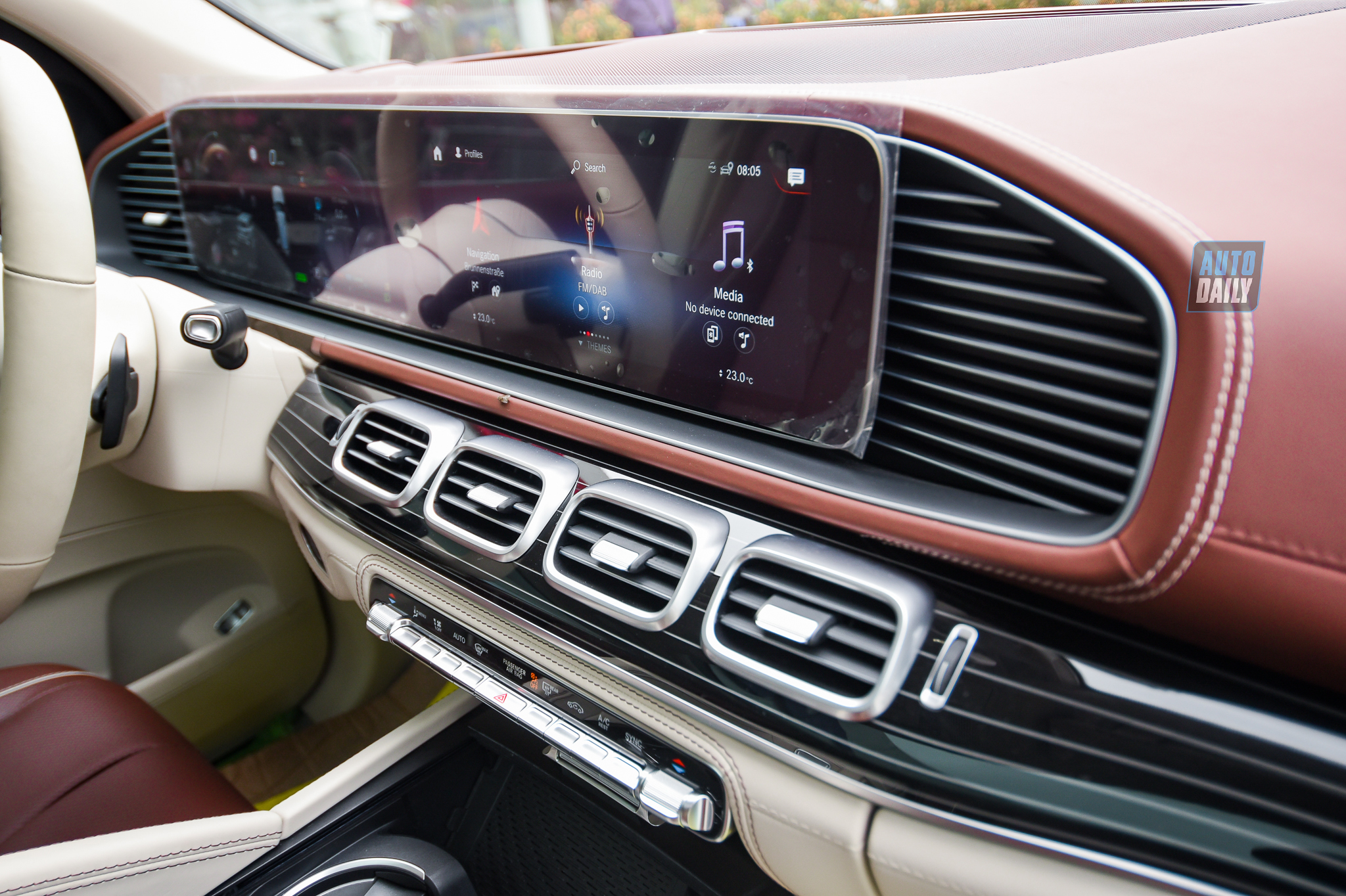 Thêm ảnh Mercedes-Maybach GLS600 2021 đầu tiên về Việt Nam 1.jpg