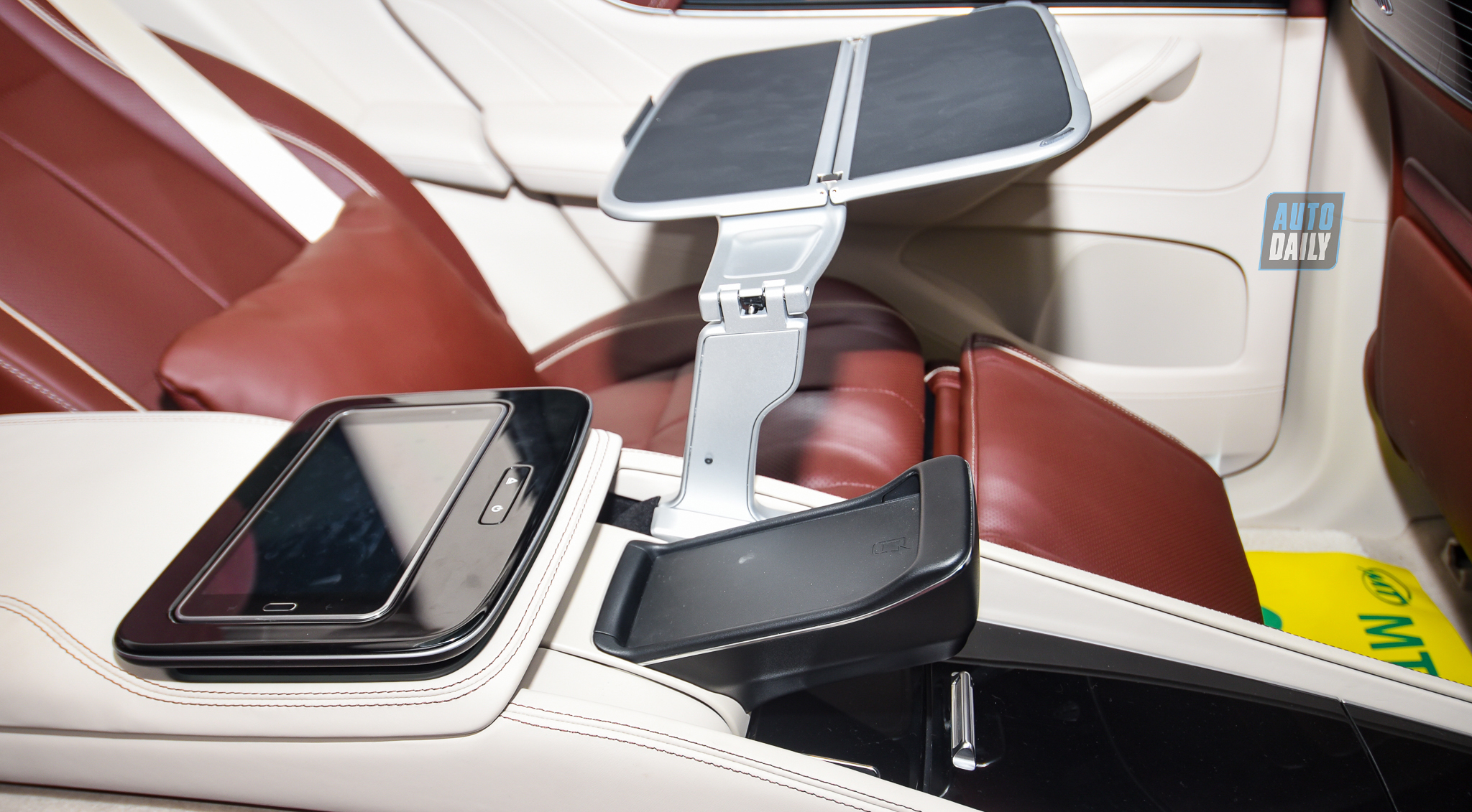 Thêm ảnh Mercedes-Maybach GLS600 2021 đầu tiên về Việt Nam 23.jpg