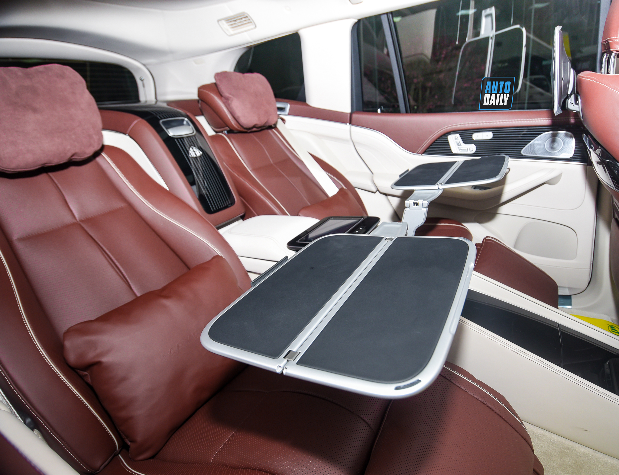 Thêm ảnh Mercedes-Maybach GLS600 2021 đầu tiên về Việt Nam 35-copy.jpg