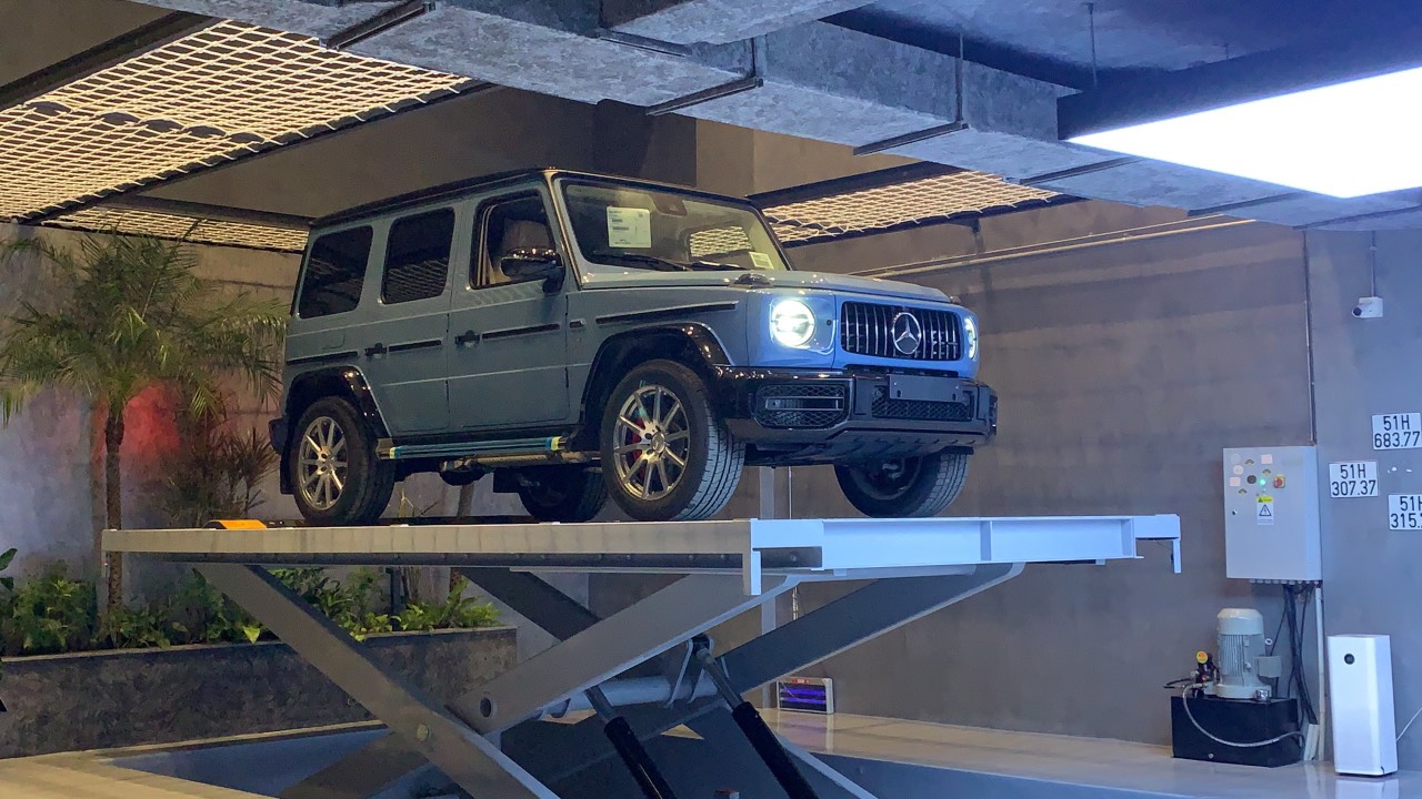 Đột nhập gara của doanh nhân Nguyễn Quốc Cường, ngắm Mercedes G63 AMG màu độc hơn 11 tỷ doanh-nhan-nguyen-quoc-cuong-07.jpg