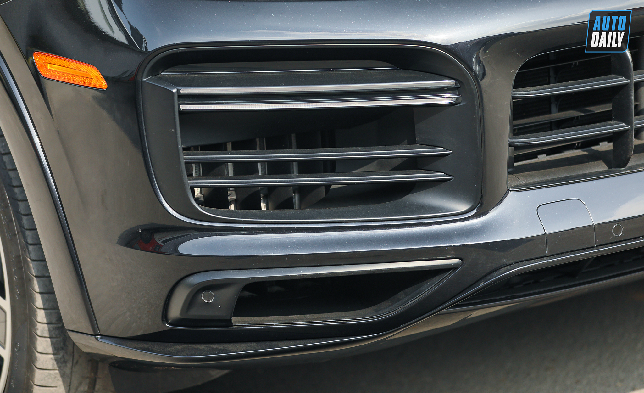 Ảnh chi tiết Porsche Cayenne Turbo 2020 nhập Mỹ hơn 10 tỷ đồng 8.jpg