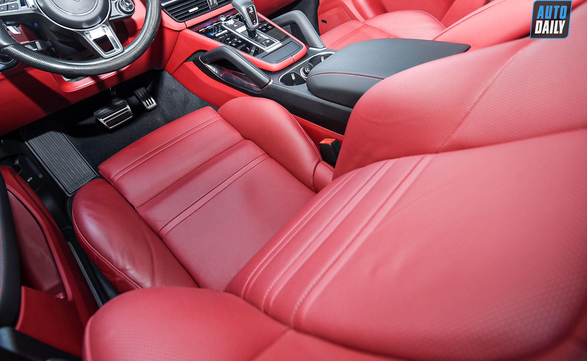 Ảnh chi tiết Porsche Cayenne Turbo 2020 nhập Mỹ hơn 10 tỷ đồng dsc-4157-copy.jpg